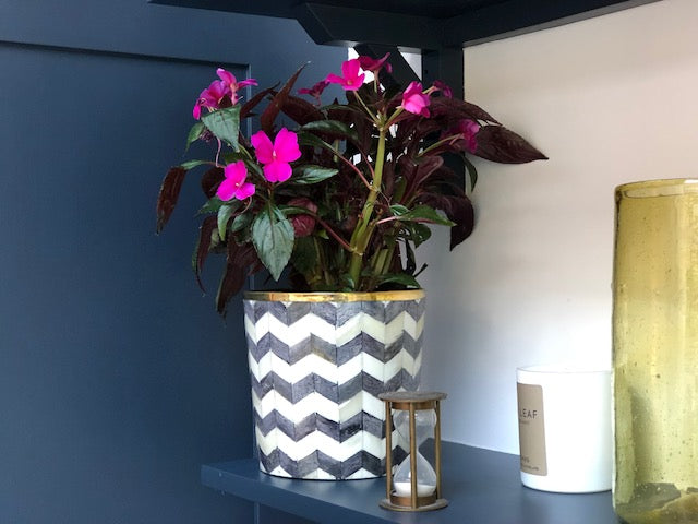 Round Inlay Planter | Medium | Grey | Chevron