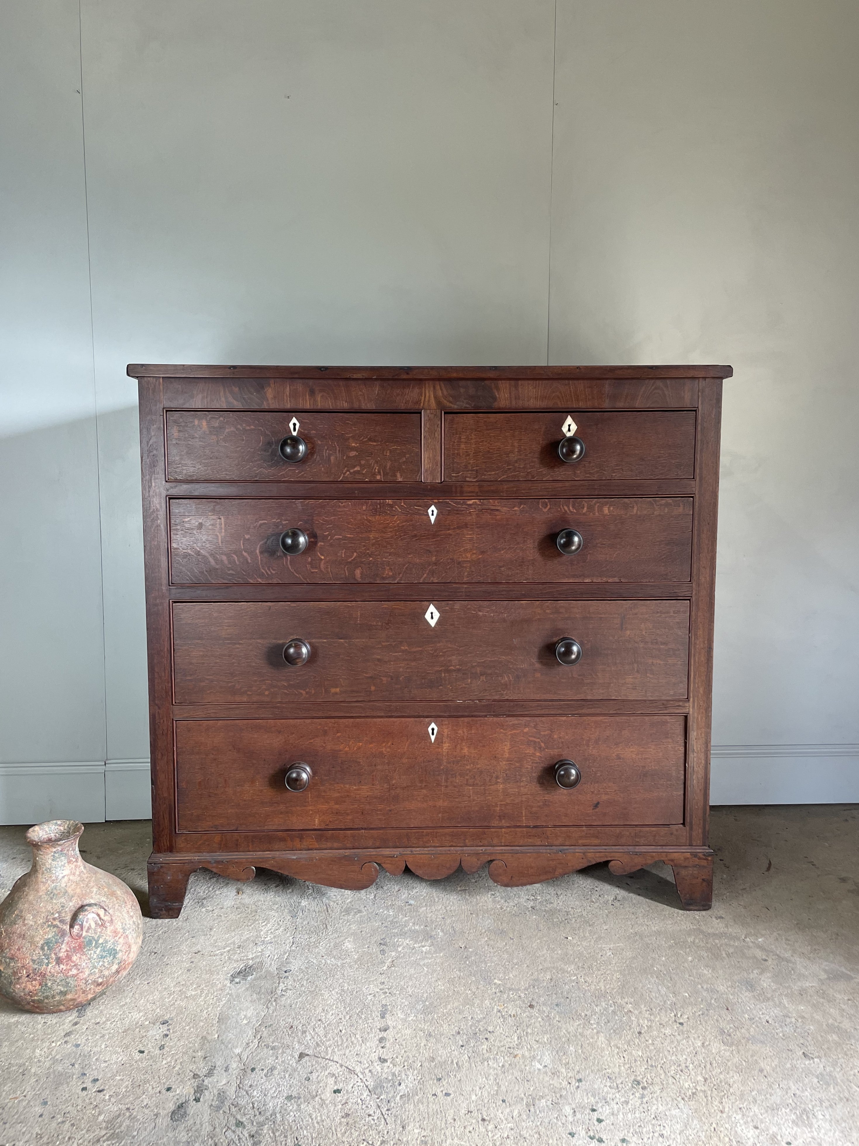 Victorian Oak Chest of Drawers with Mahogany Banding