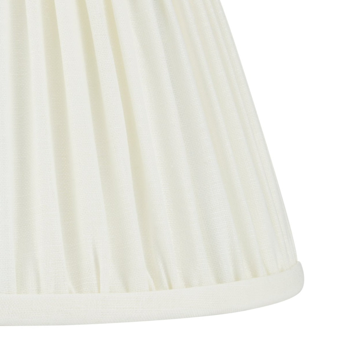 PLEATED LINEN LAMPSHADE IN IVORY