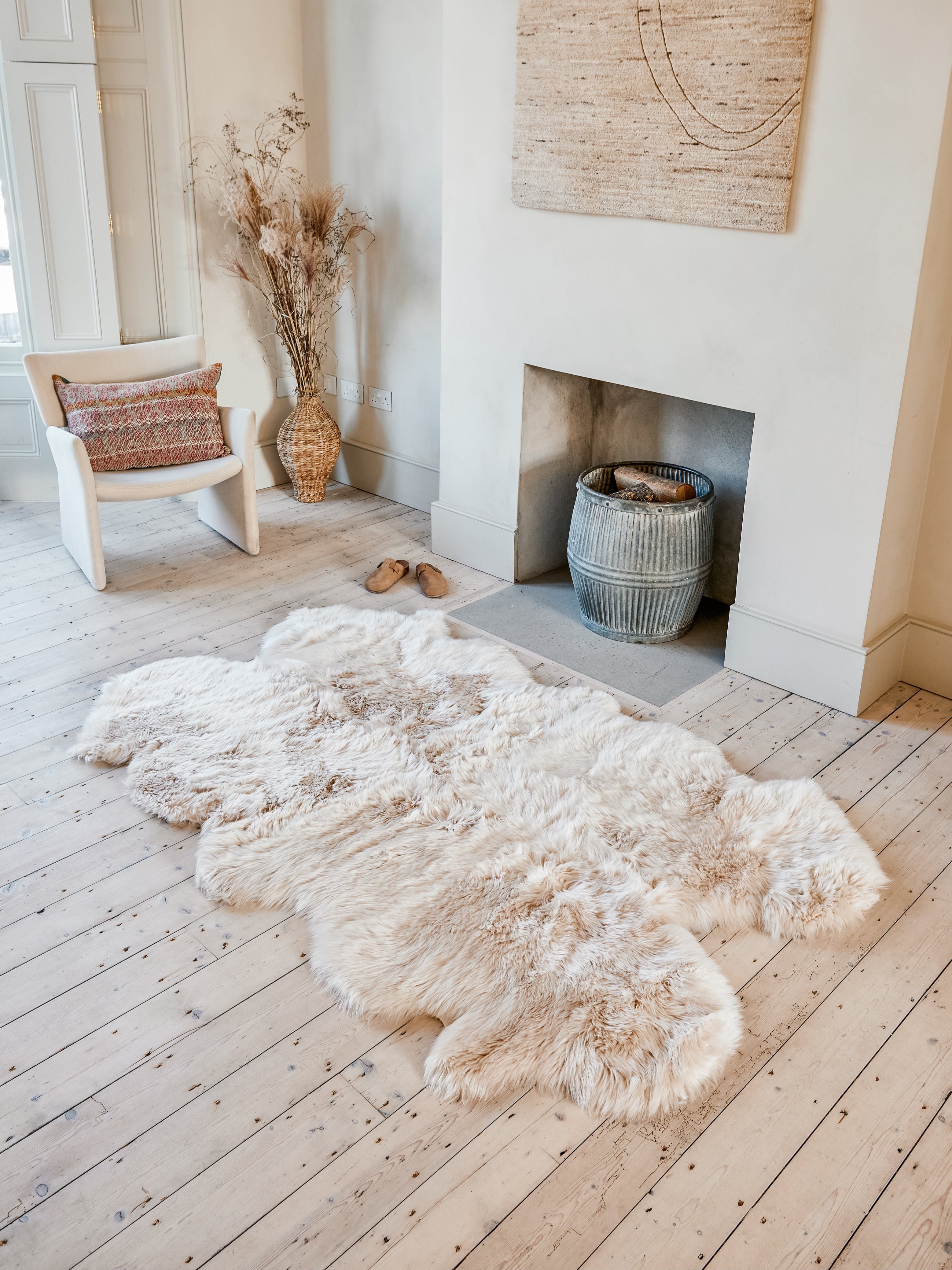 Quatro Sheepskin Rug - Cream