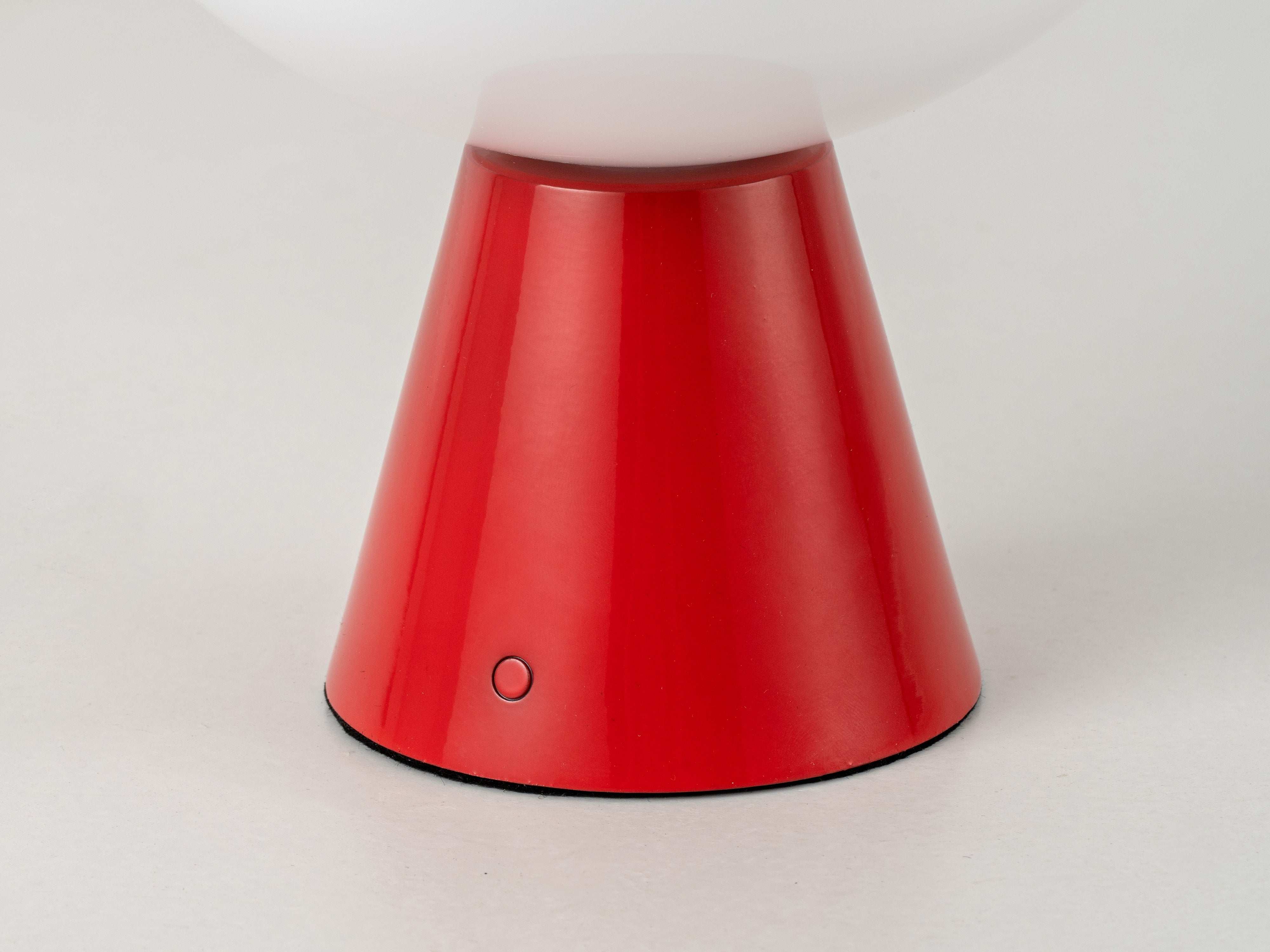 Jam red dome cordless table lamp