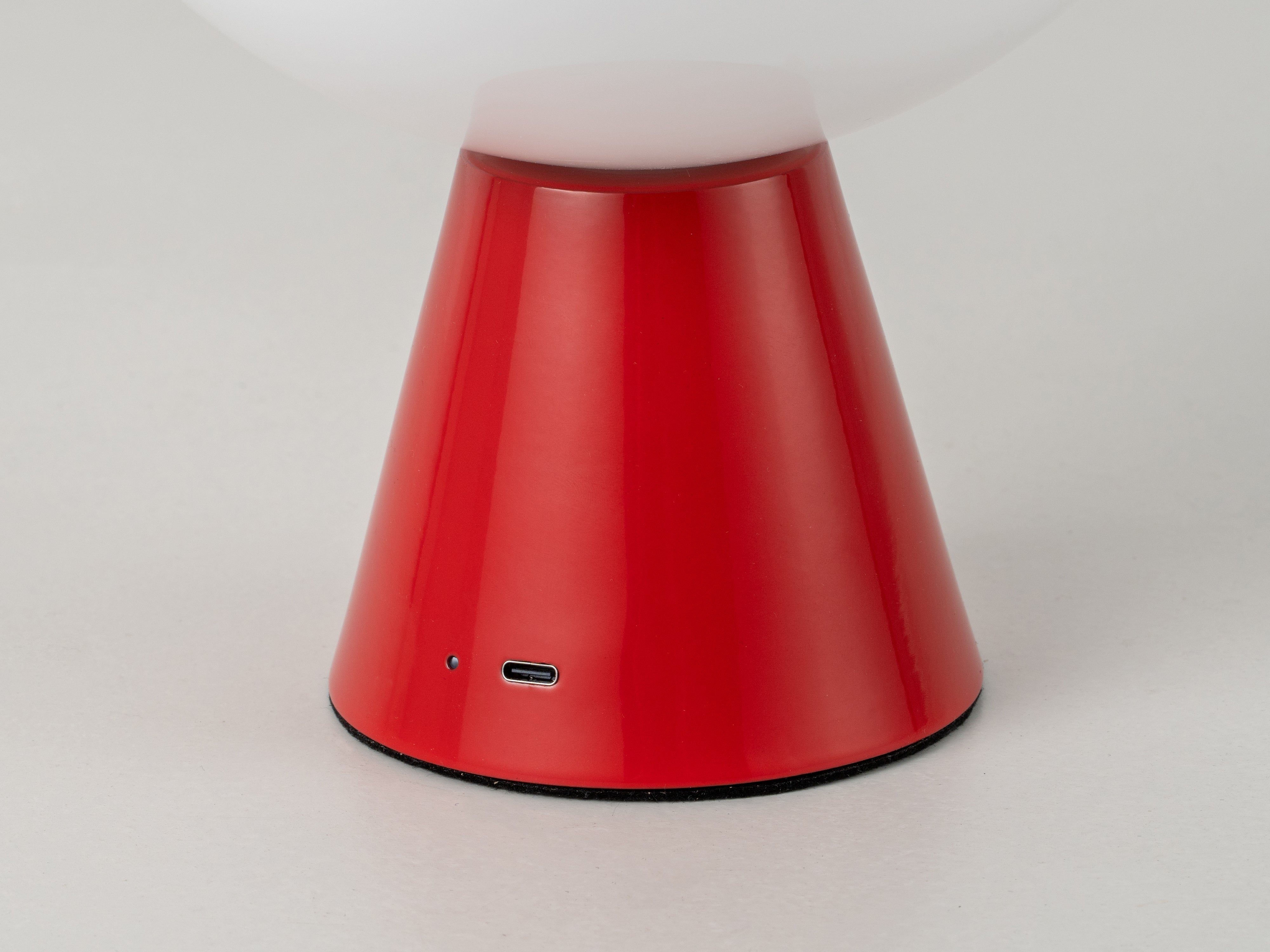 Jam red dome cordless table lamp