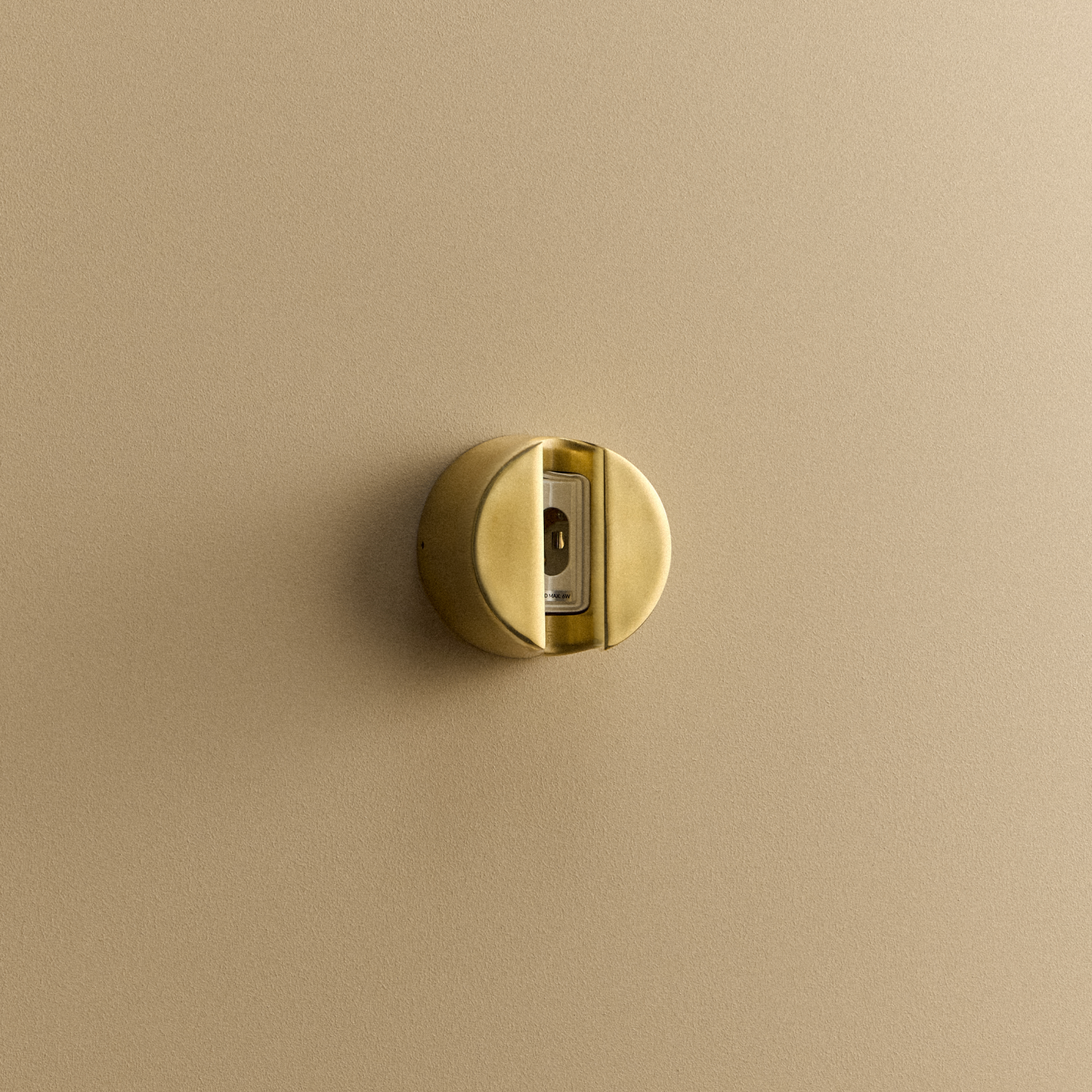 Kilter 1.0 Sconce in Solid Brass