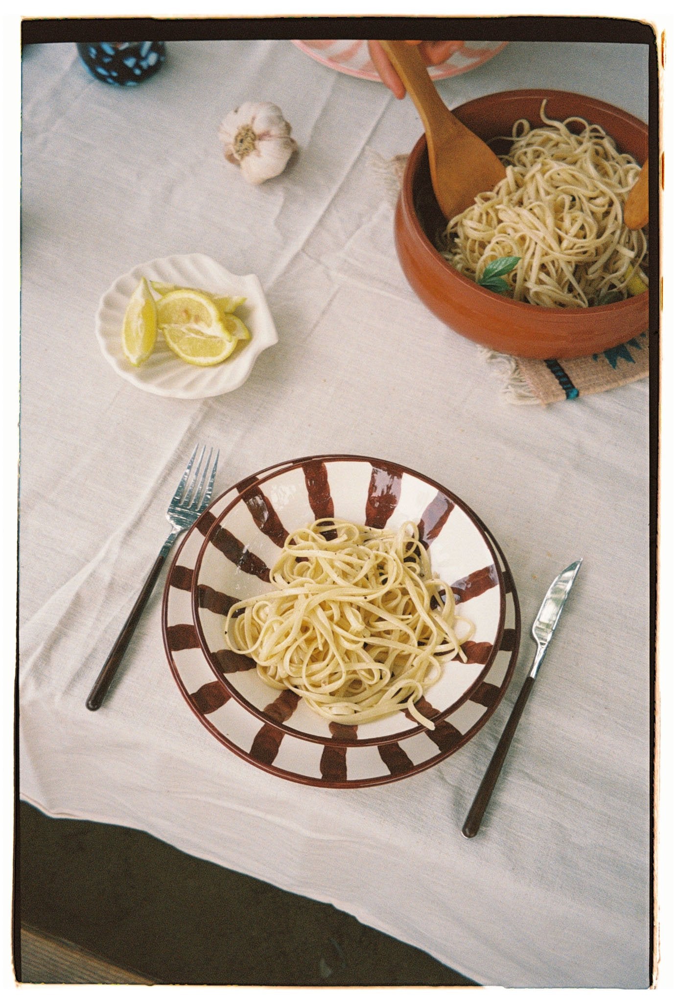 Wave Pasta Bowl - Espresso