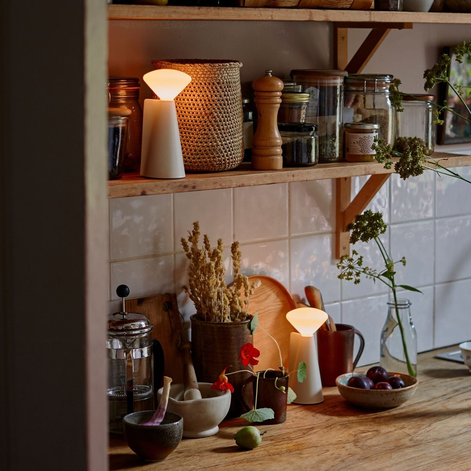 Mantle Portable Lamp