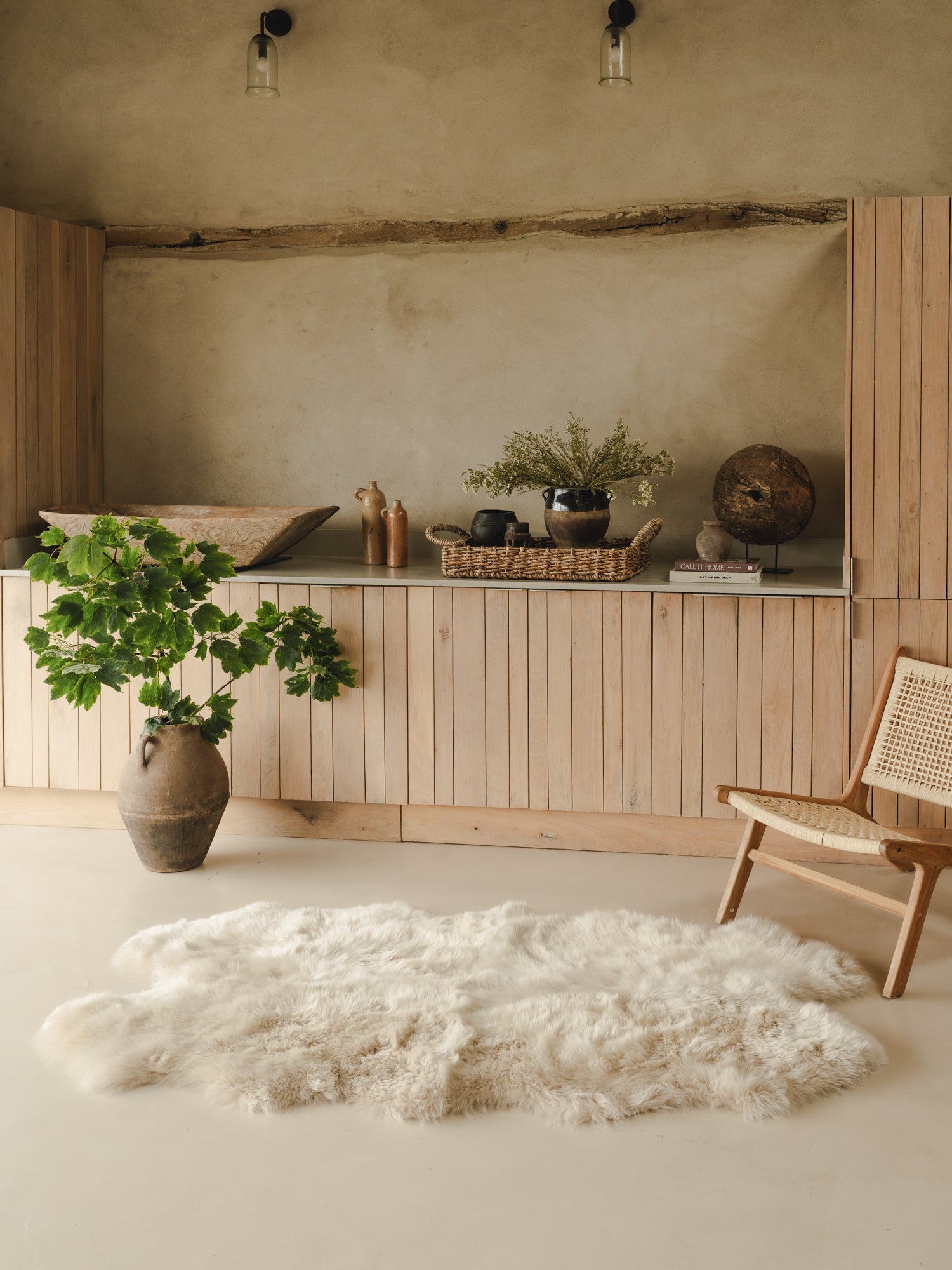 Quatro Sheepskin Rug - Cream