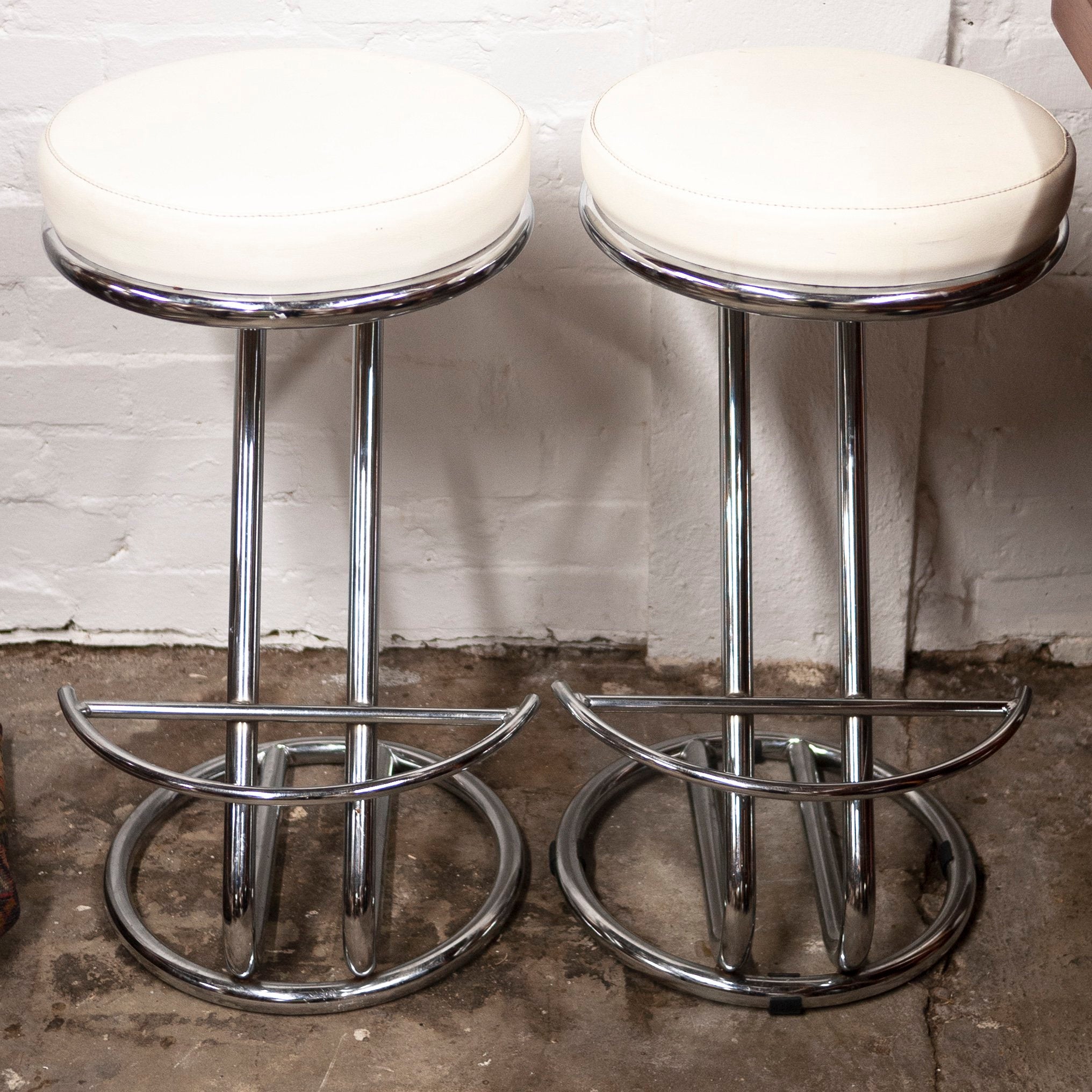 Vintage Mid-Century White Vinyl and Chrome Bar Stools, Set of 2, 1960s