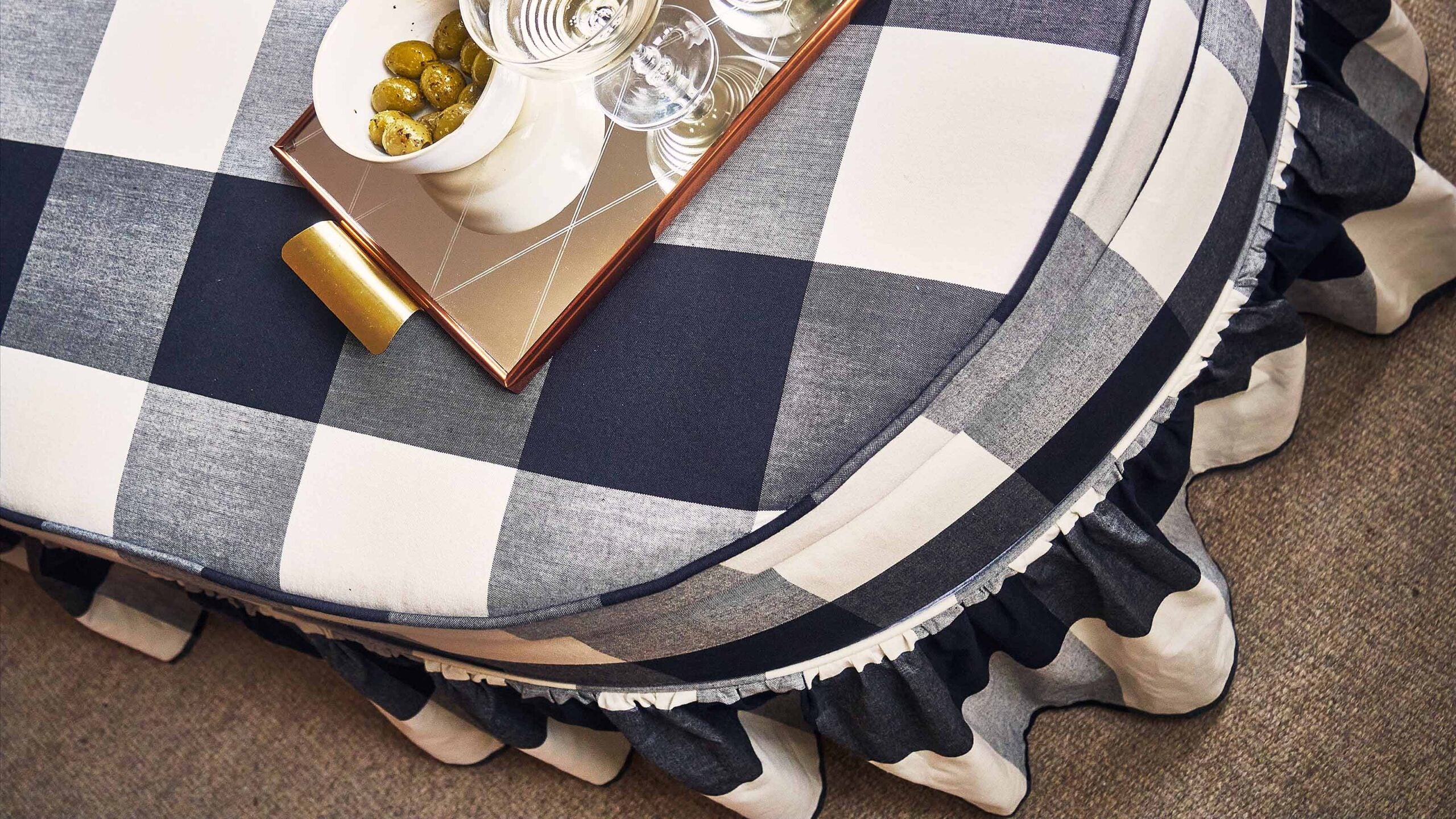 Sofia Armchair, Pepper