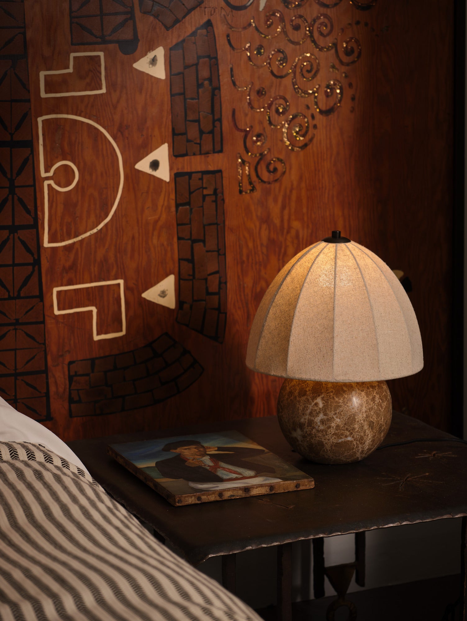 Summer Beige Table Lamp