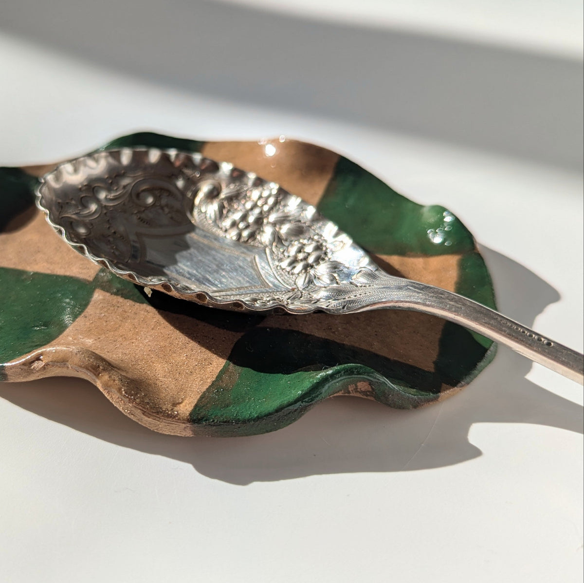 Checked Wavy Spoon Rest