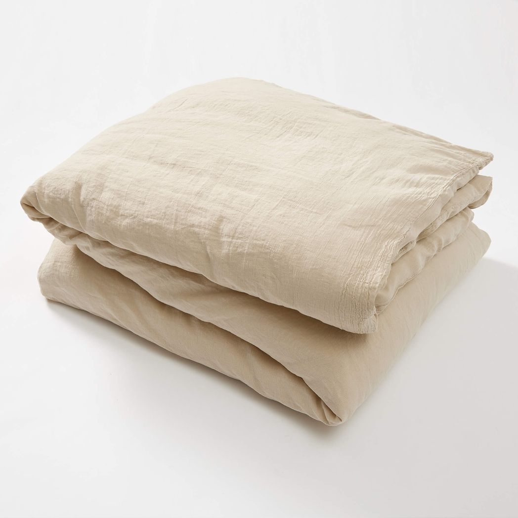 sandstoneduvet.jpg?output=png&maxage=31d&w=1048&h=1048&fit=contain&we&n=-1