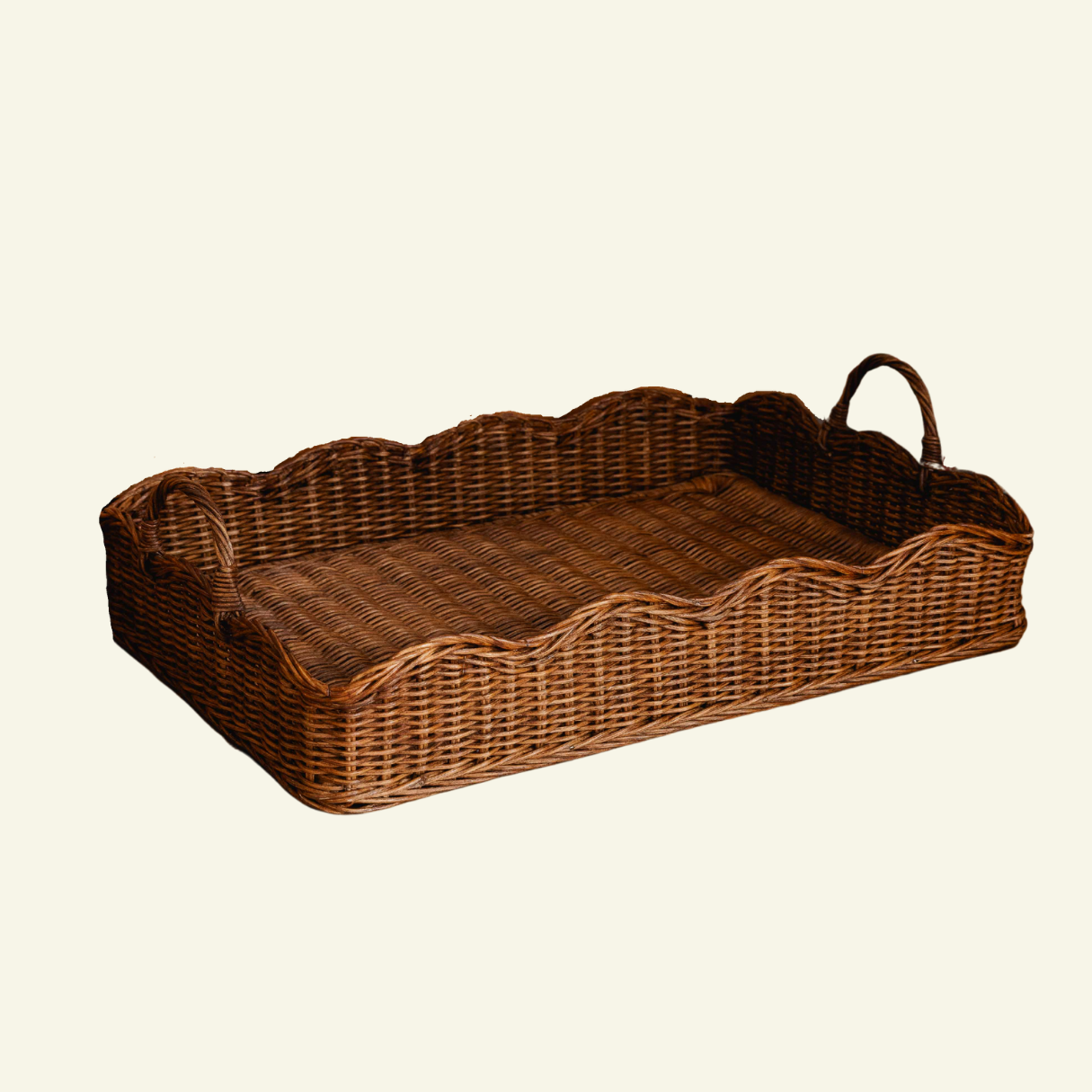 Rattan Scalloped Tray (Medium teak)