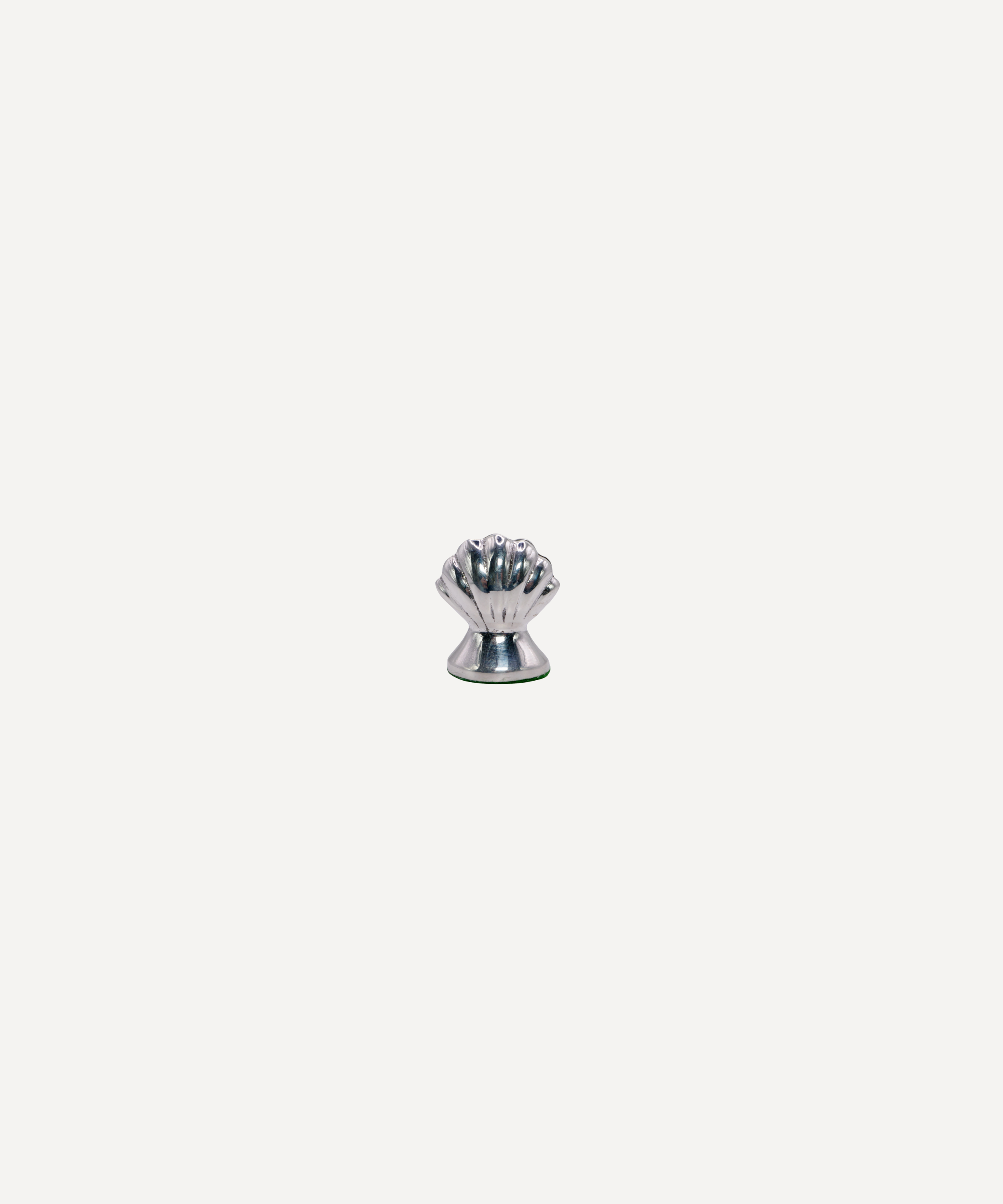 Marla Primrose Shell Place Card Holders – Set of 4