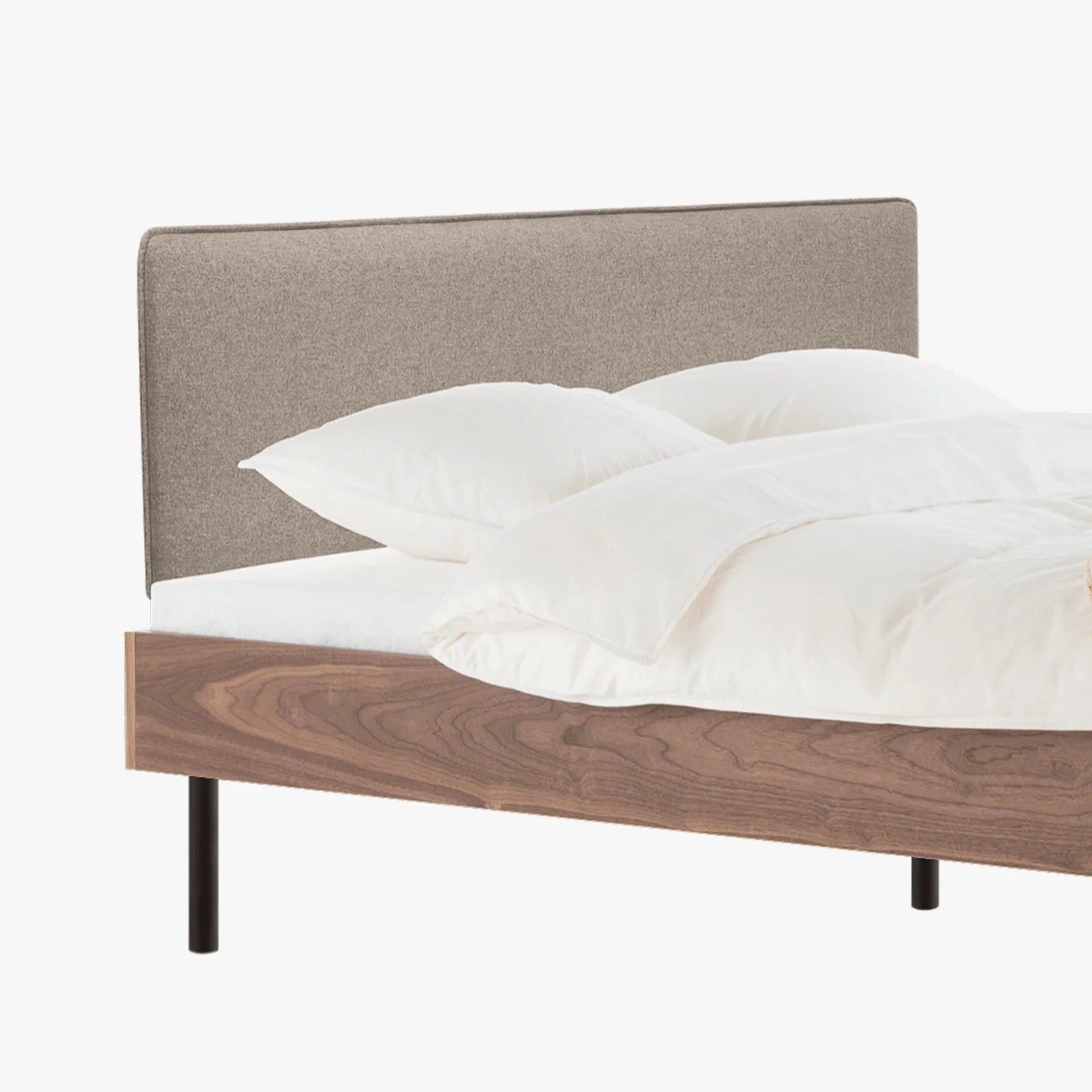Streiko Bed Walnut