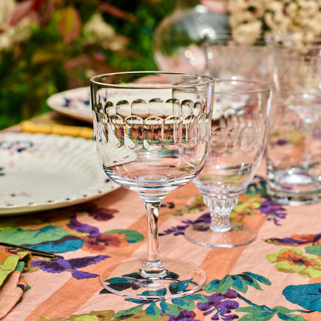 Daphne Wine Glasses with Lens Design