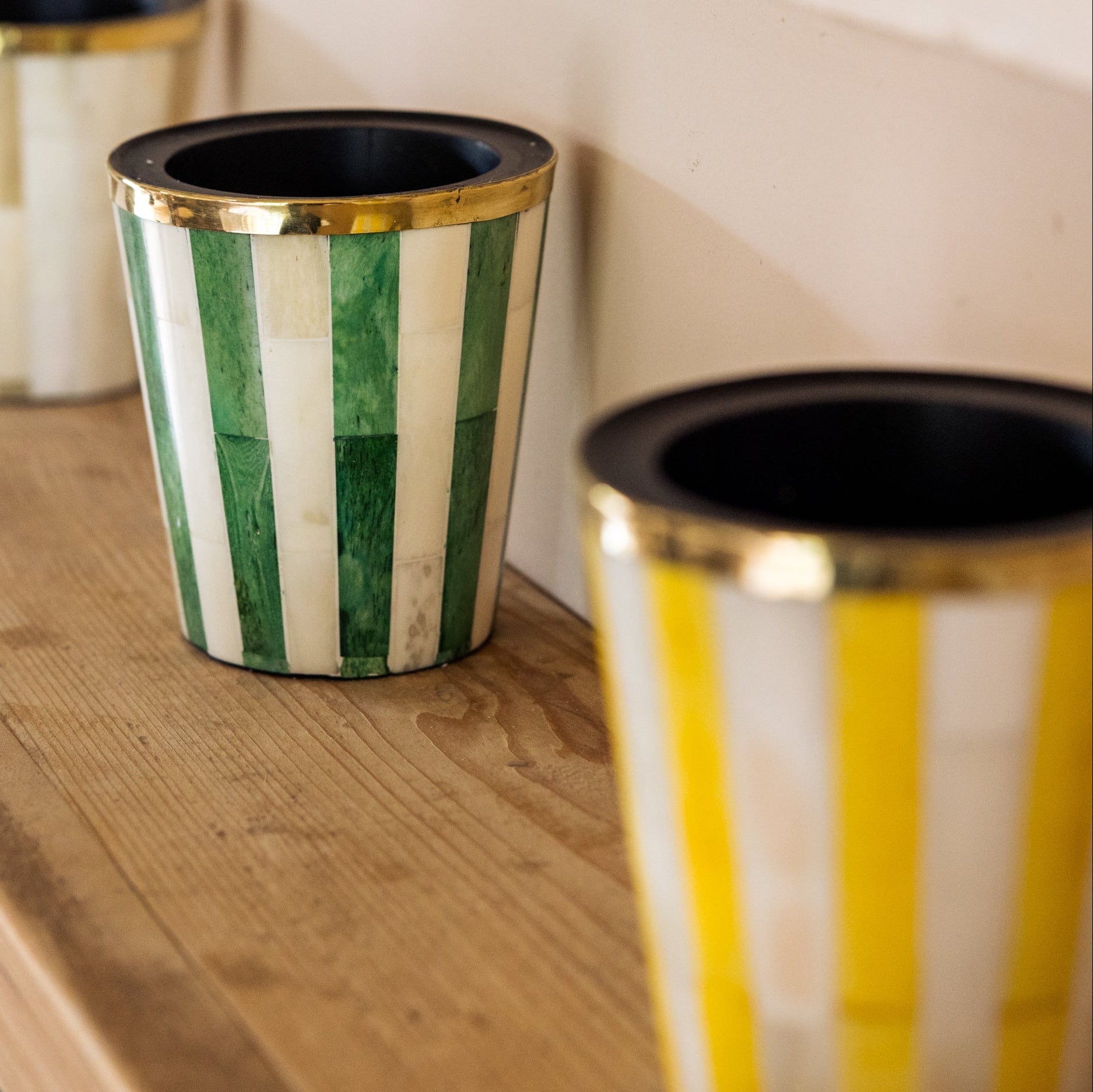 Striped Inlay Brush Pot | Yellow & White