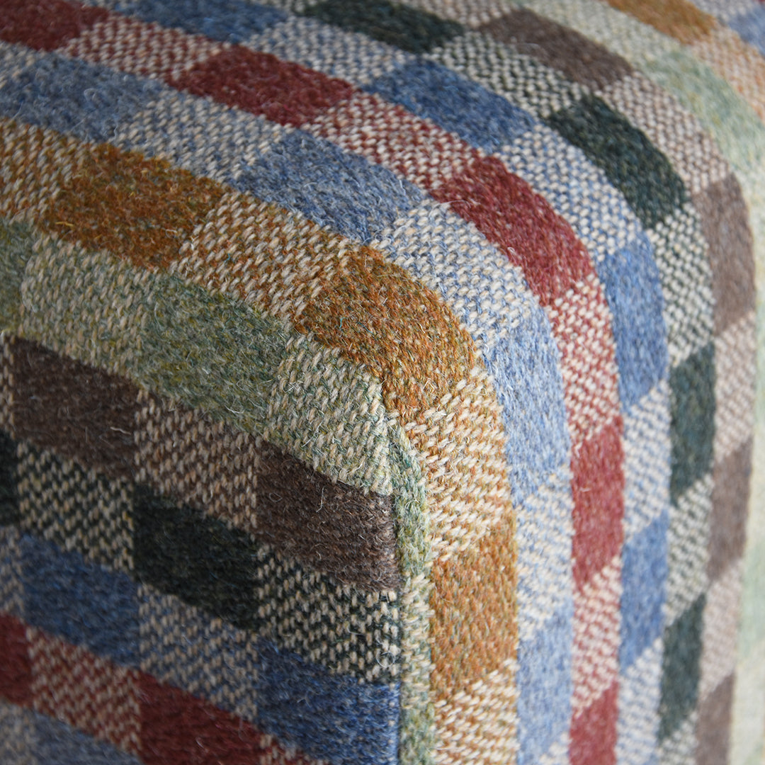 Uist Carpet Cube