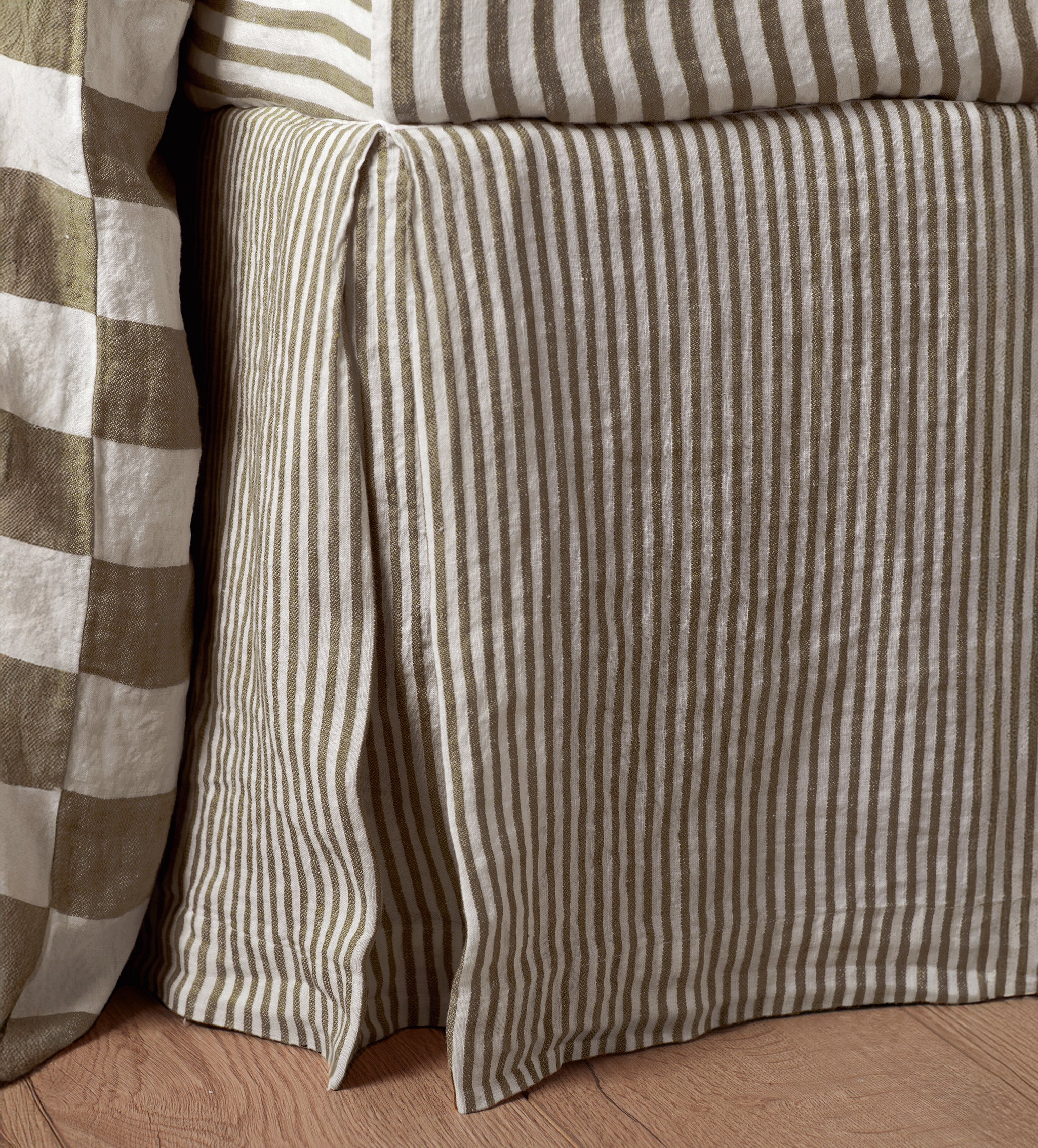 Olive-Cora-Valance.jpg