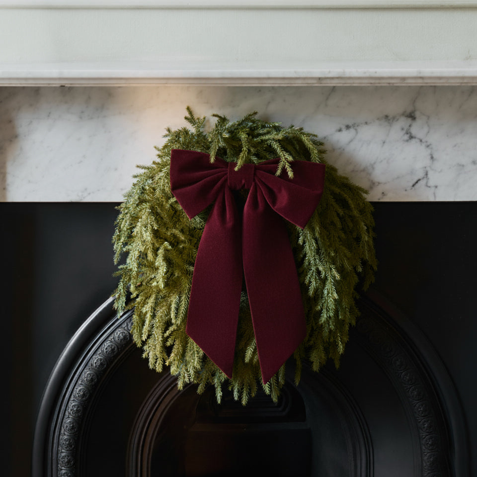 BURGUNDY_VELVET_BOW_2ce35d30-4d39-4e61-a552-bcce84564971.jpg