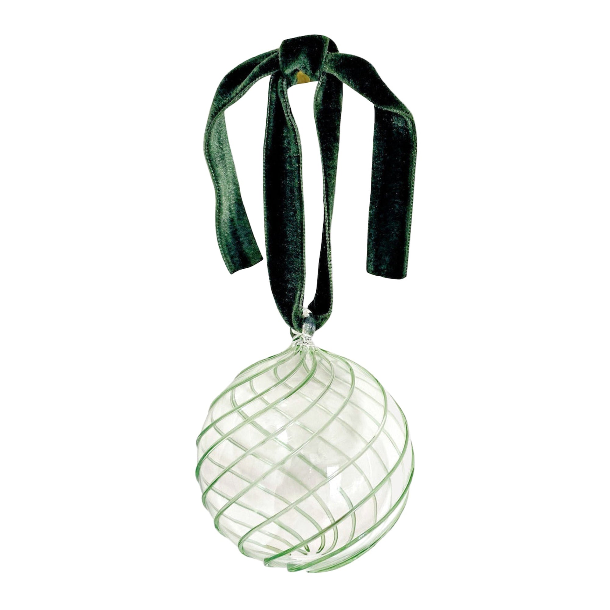 Swirl Glass Bauble | Green