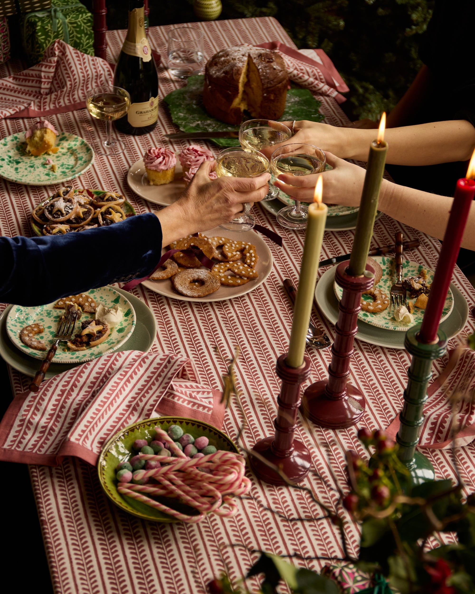 Bel Tablecloth - Red