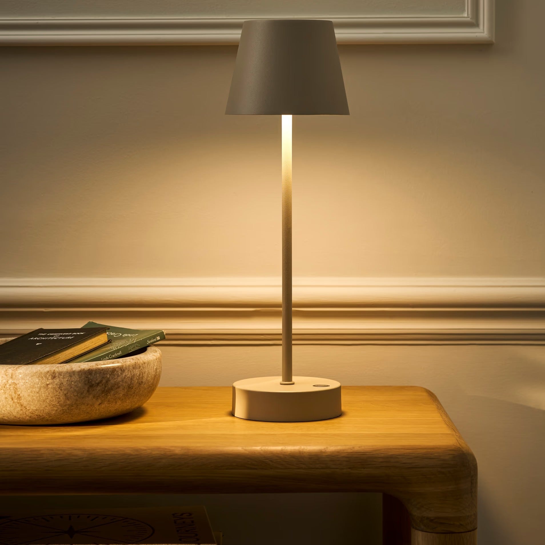Winstone Rechargable Table Lamp