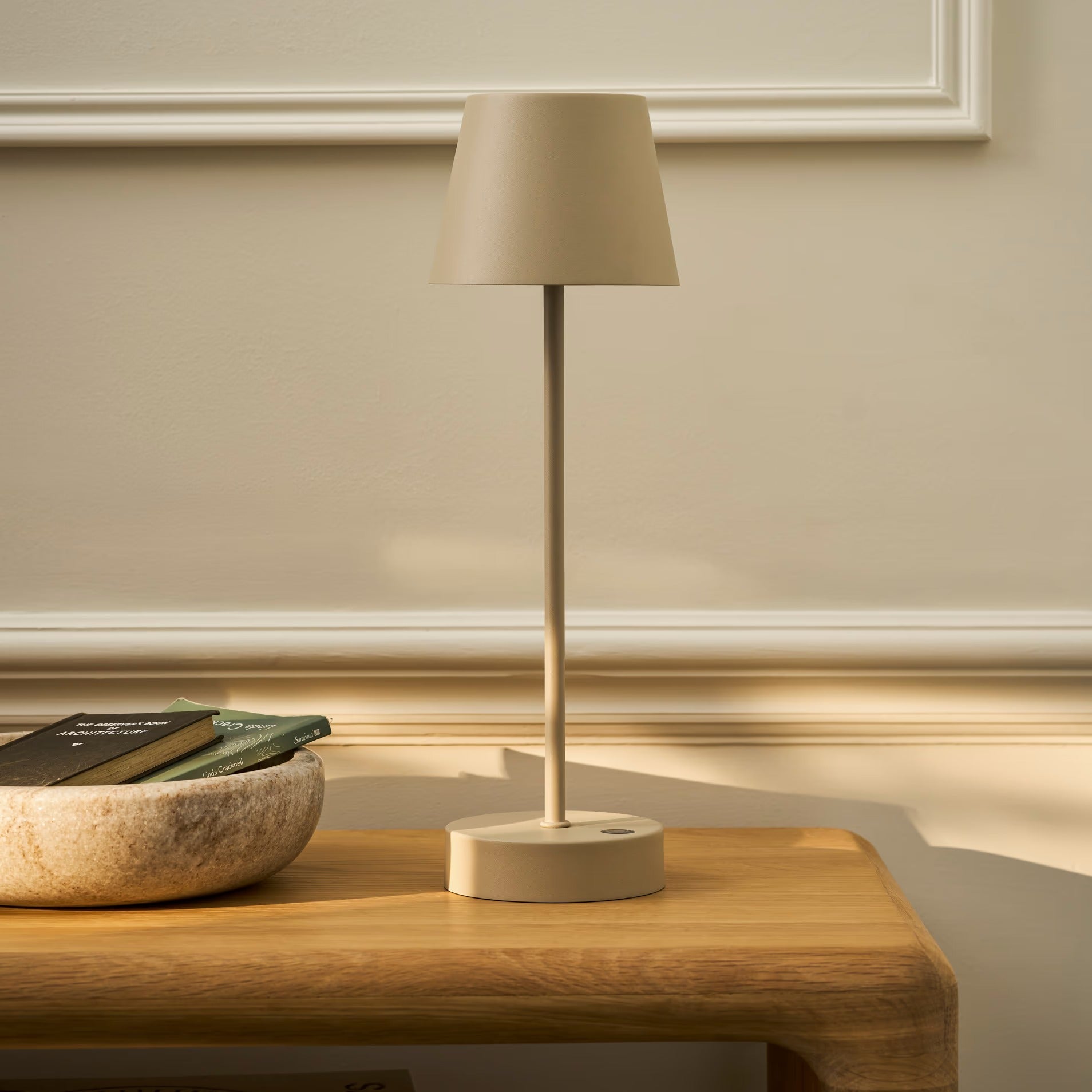 Winstone Rechargable Table Lamp