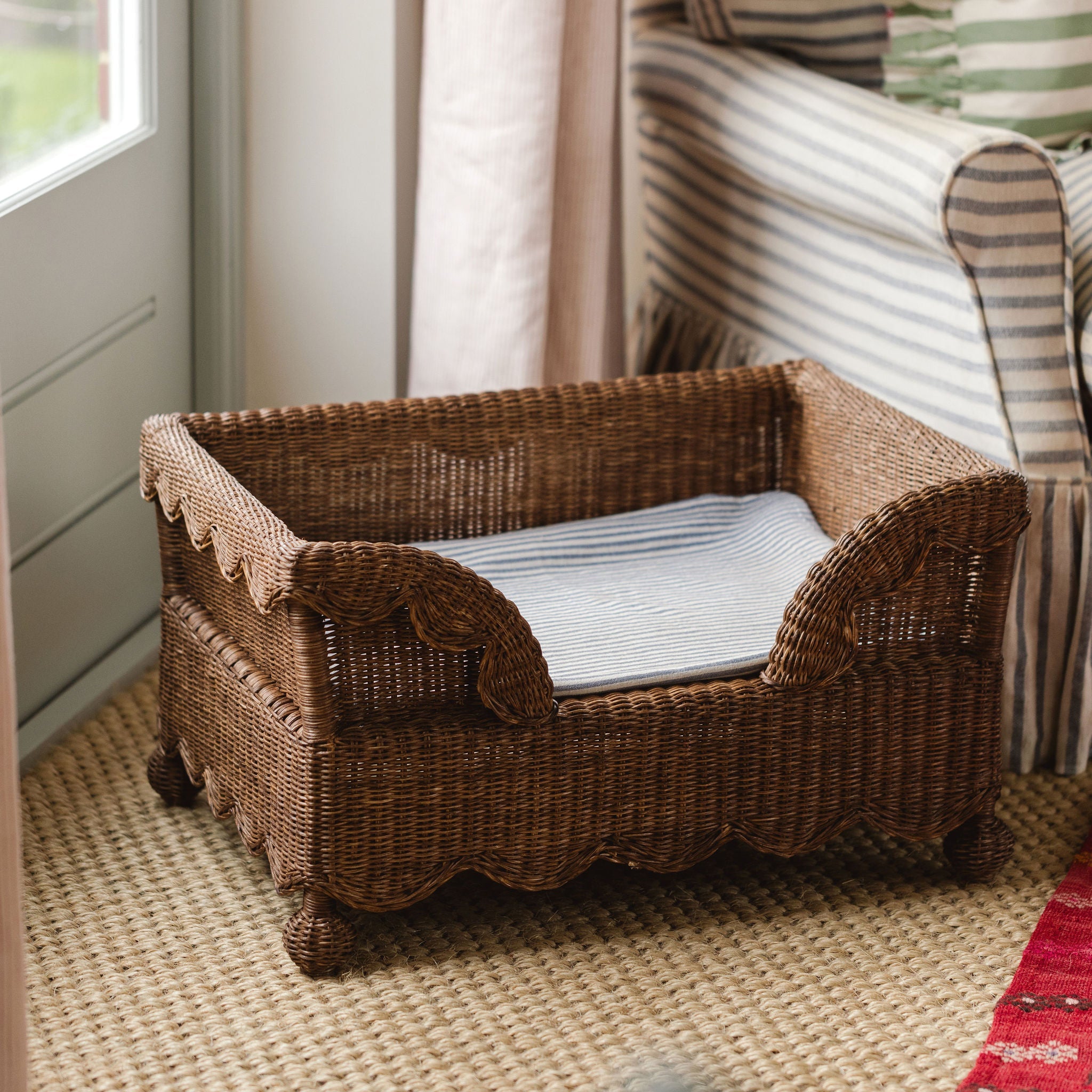 Ziggy Scalloped Rattan Dog Bed