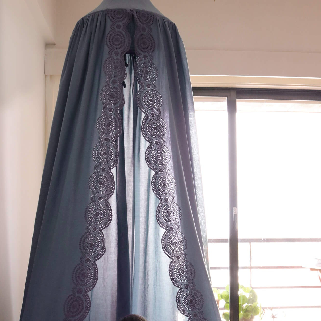 Scallop Embroidered Canopy | Blue | Sample Sale