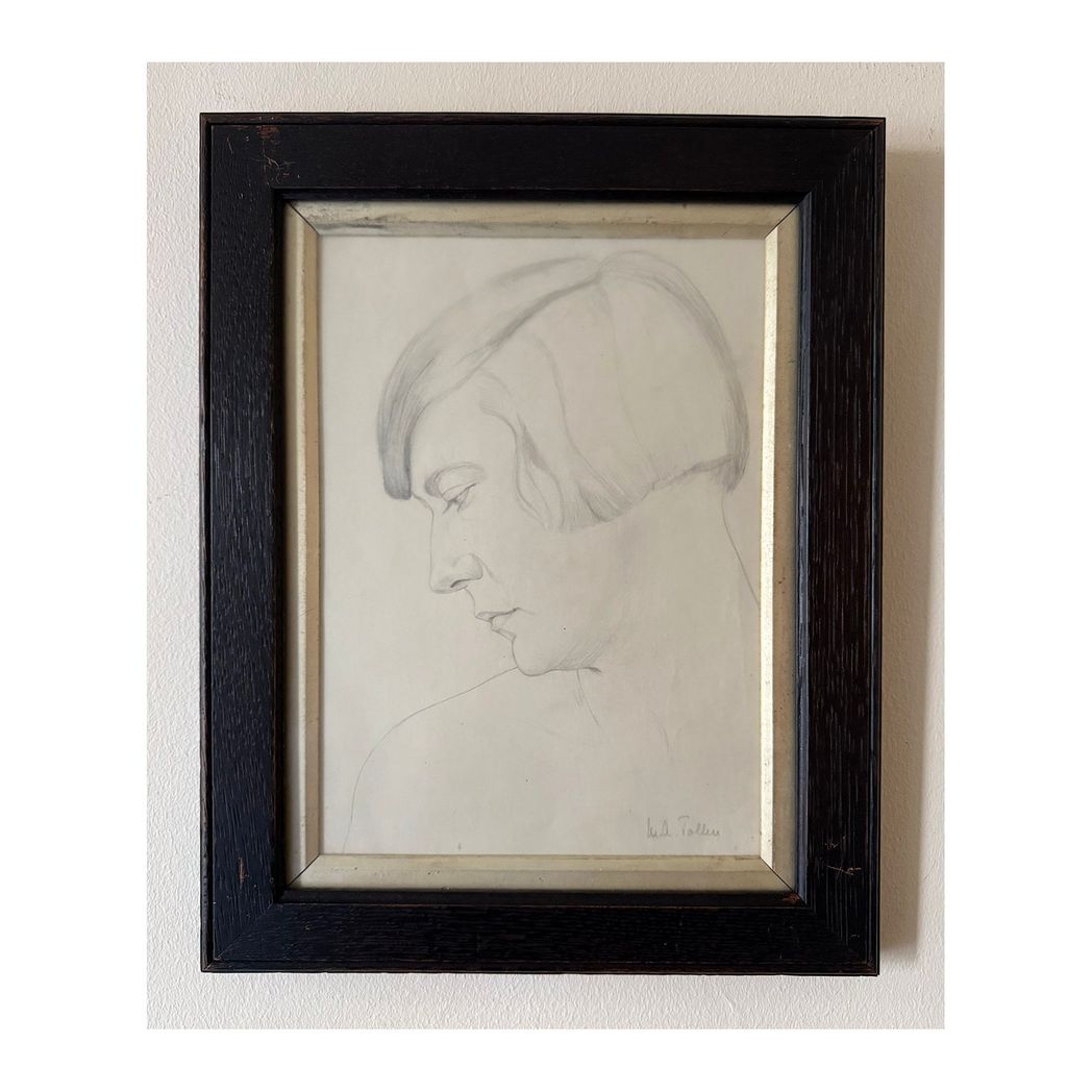 HEAD OF A WOMAN