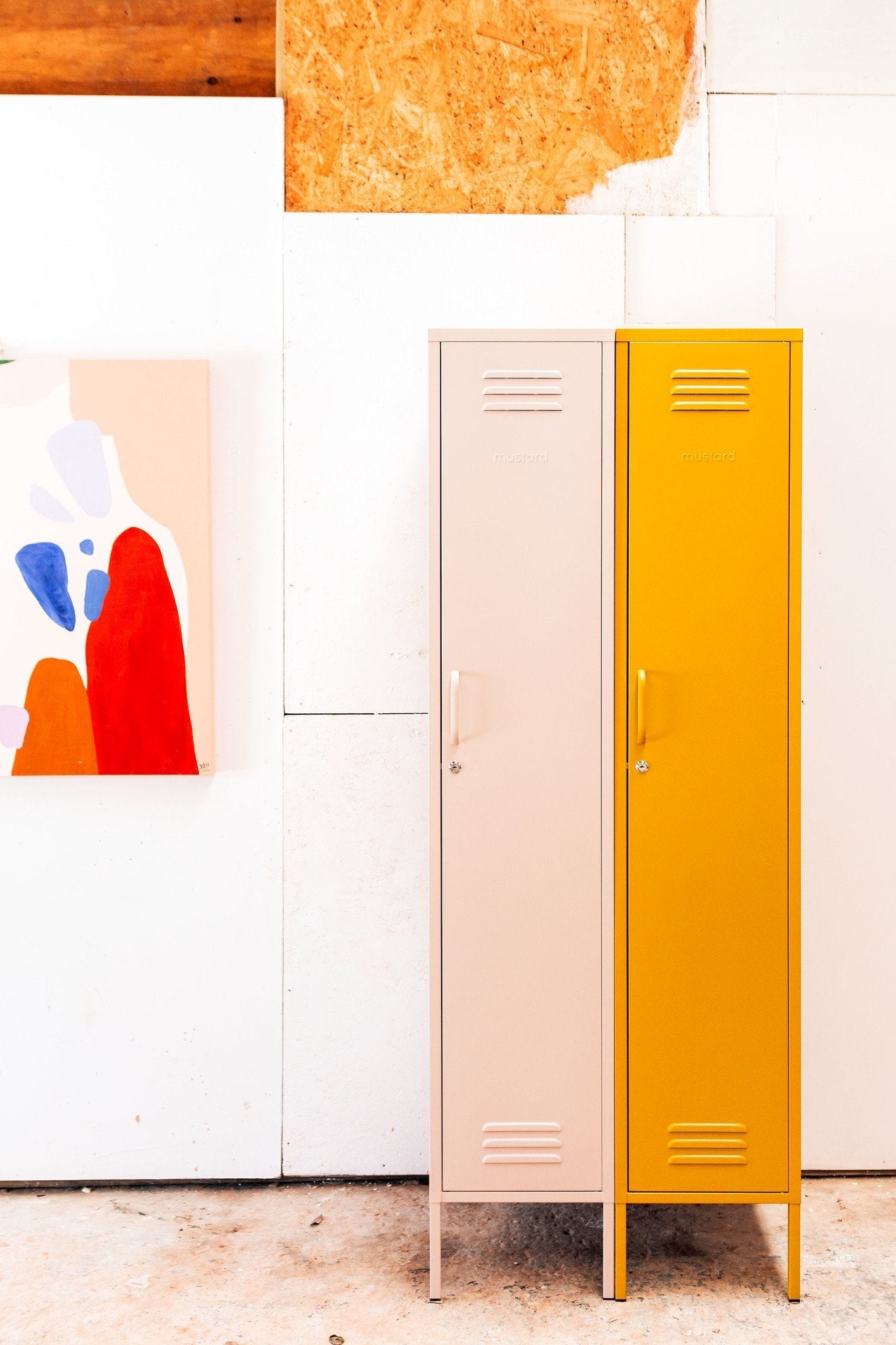 Skinny Locker
