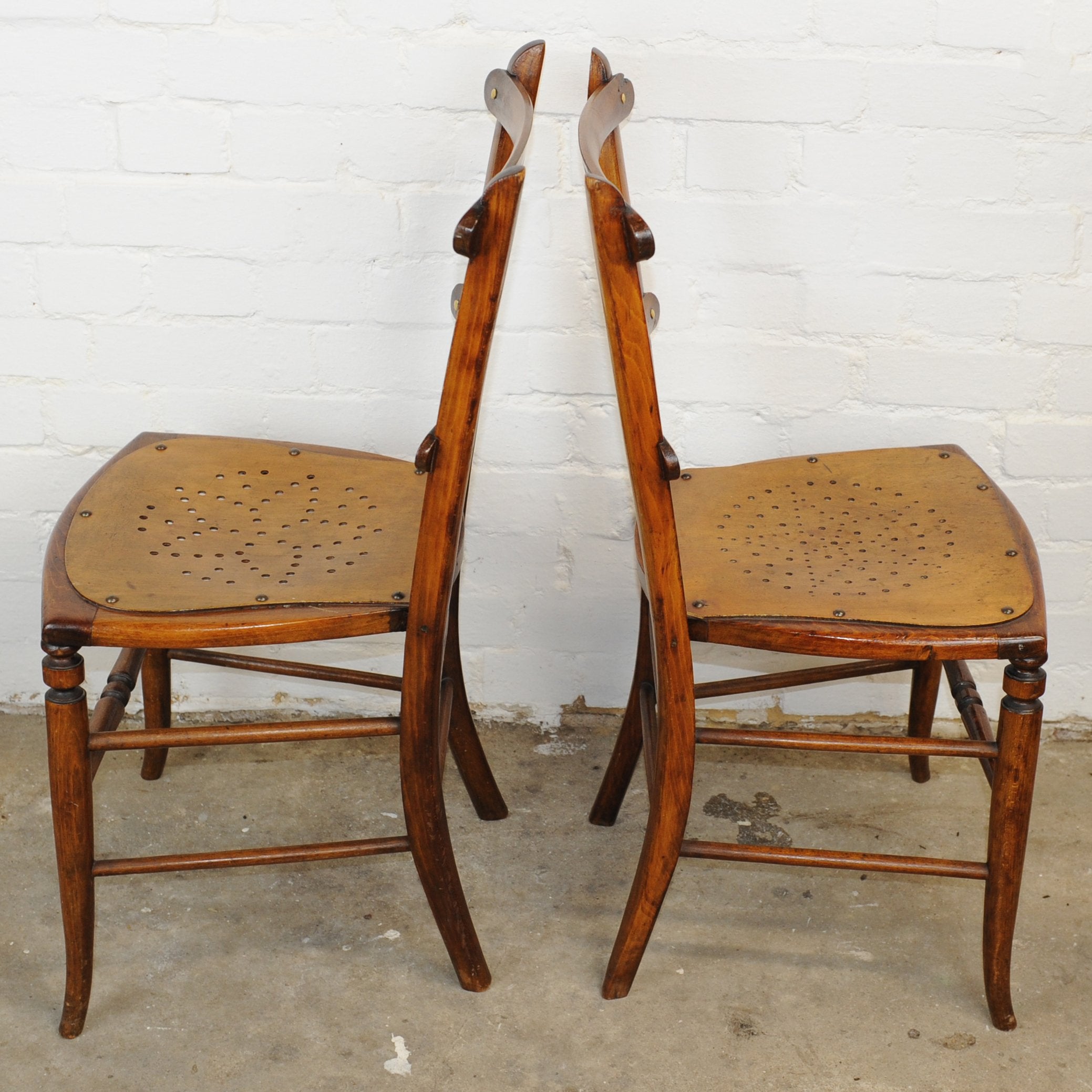 Luterma Estonia Vintage Wooden Dining Chairs | Set of Two