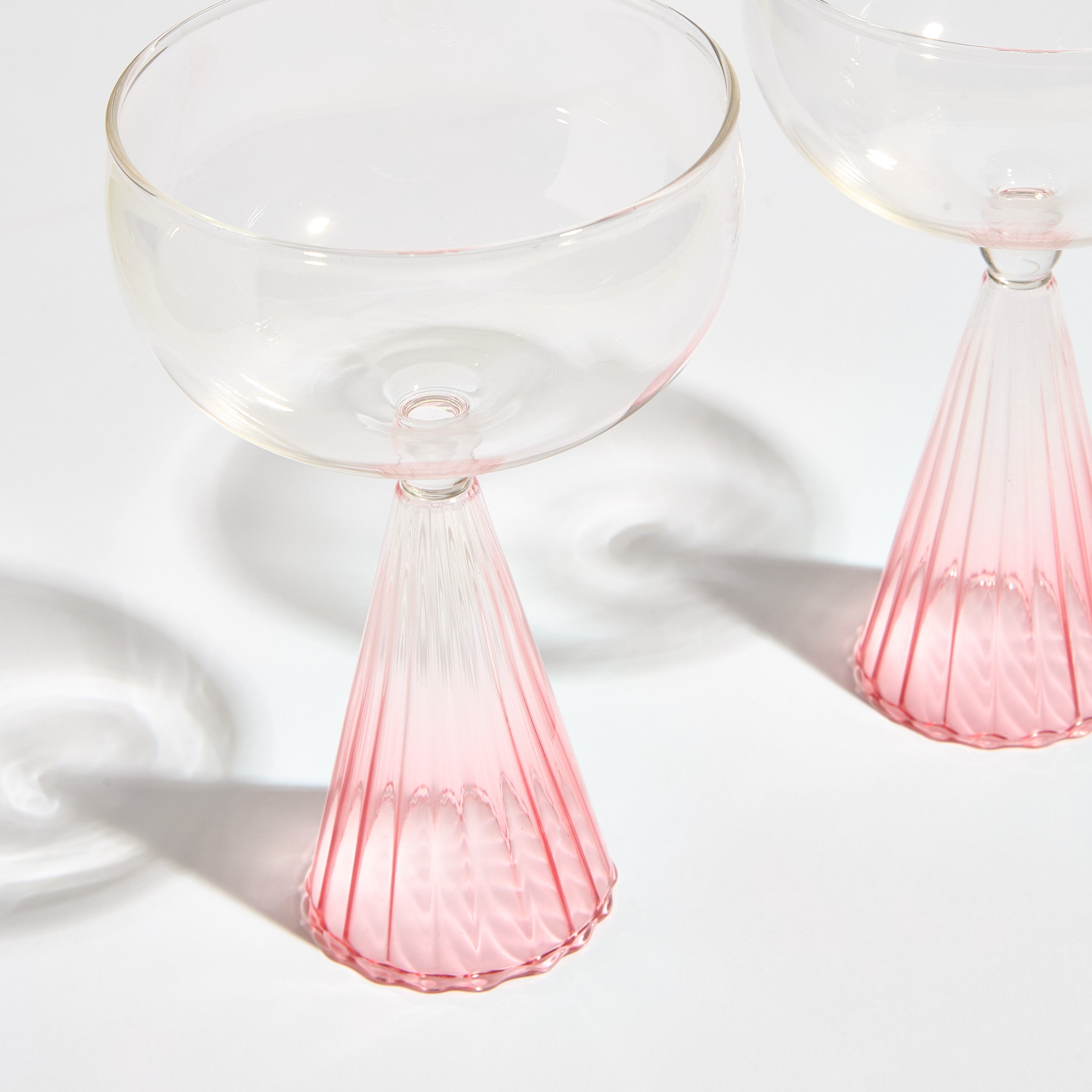Champagne Glass - Pink Gradient