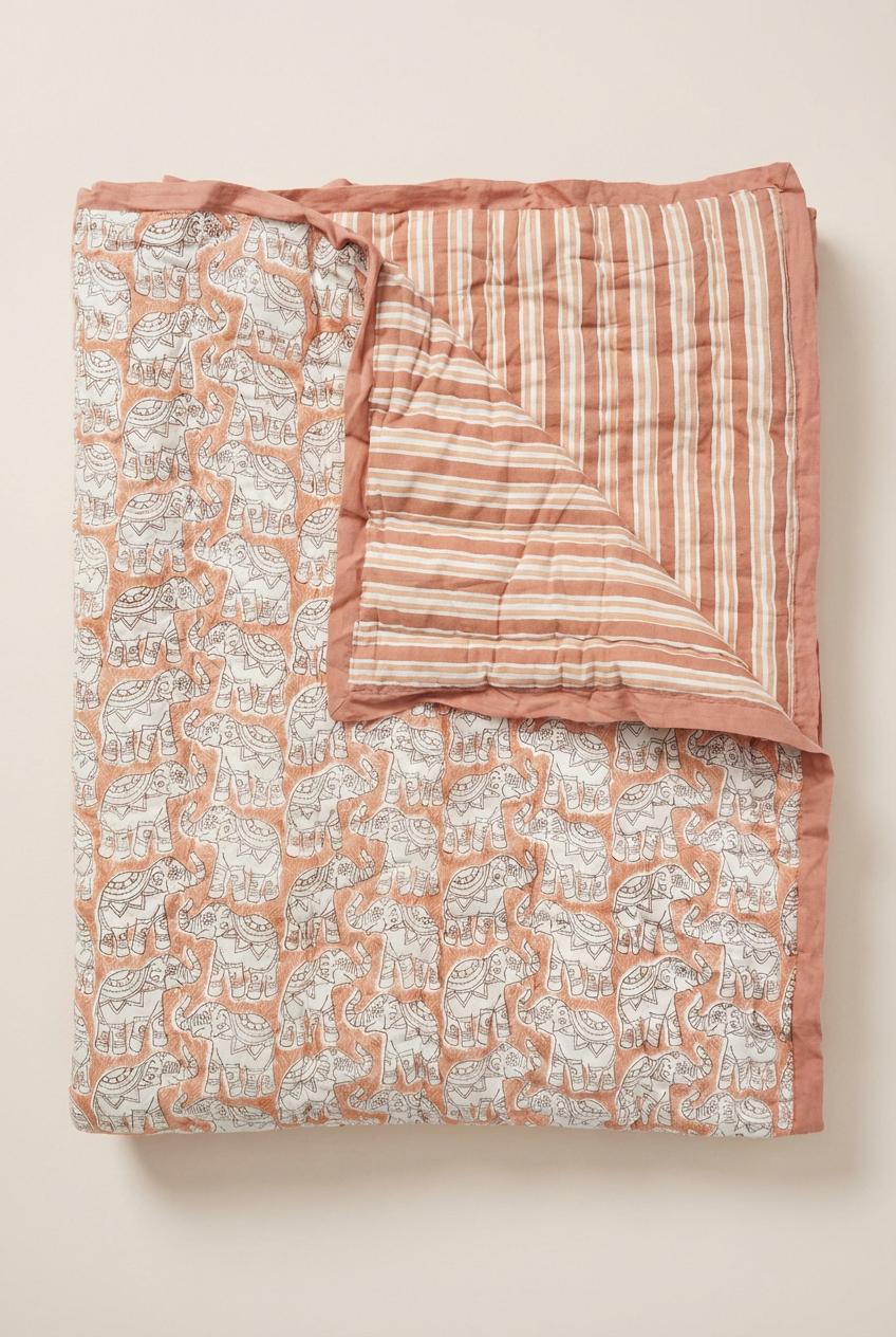 Peach Elephant Toddler / Single Quilt