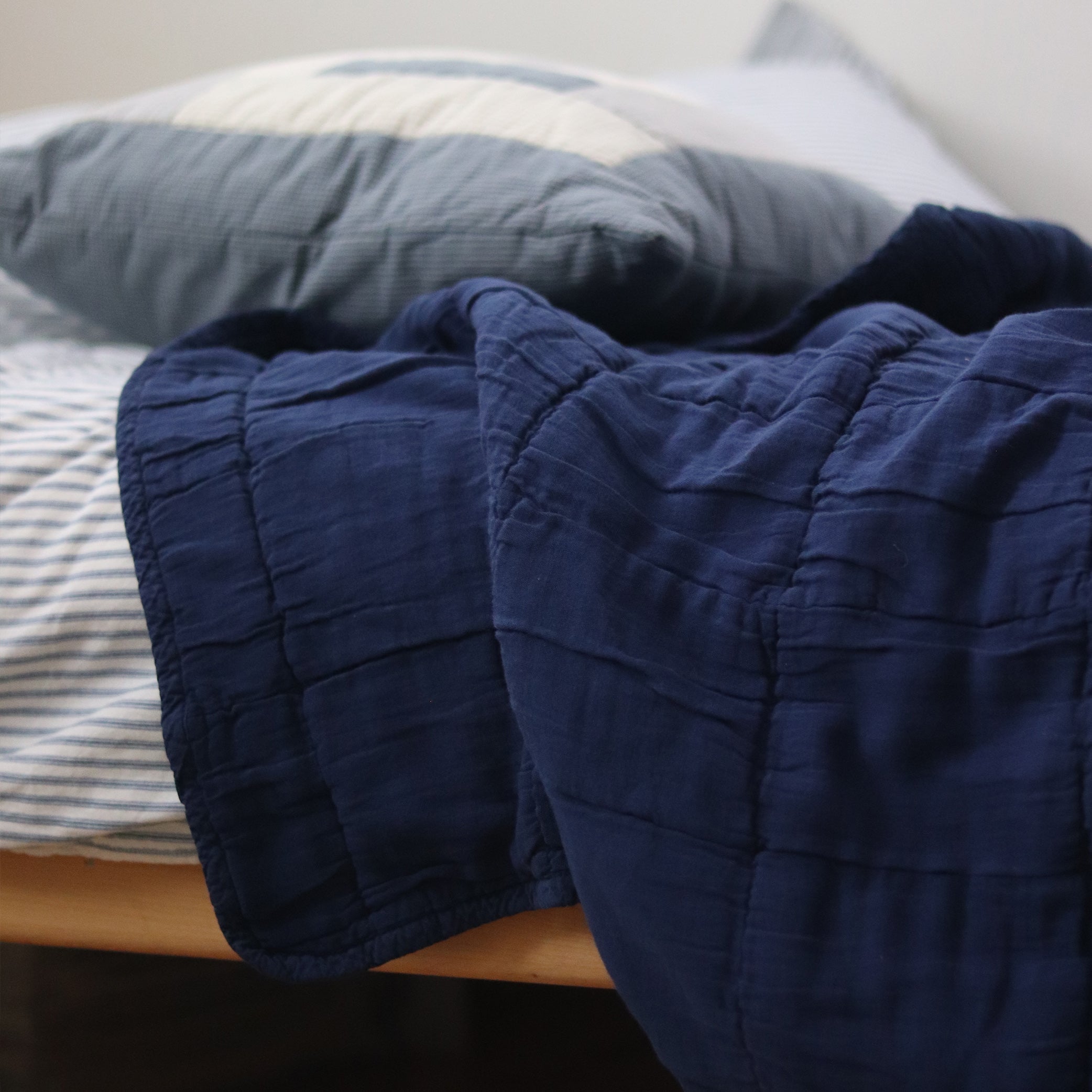 Square Quilted Gauze Blanket - Indigo