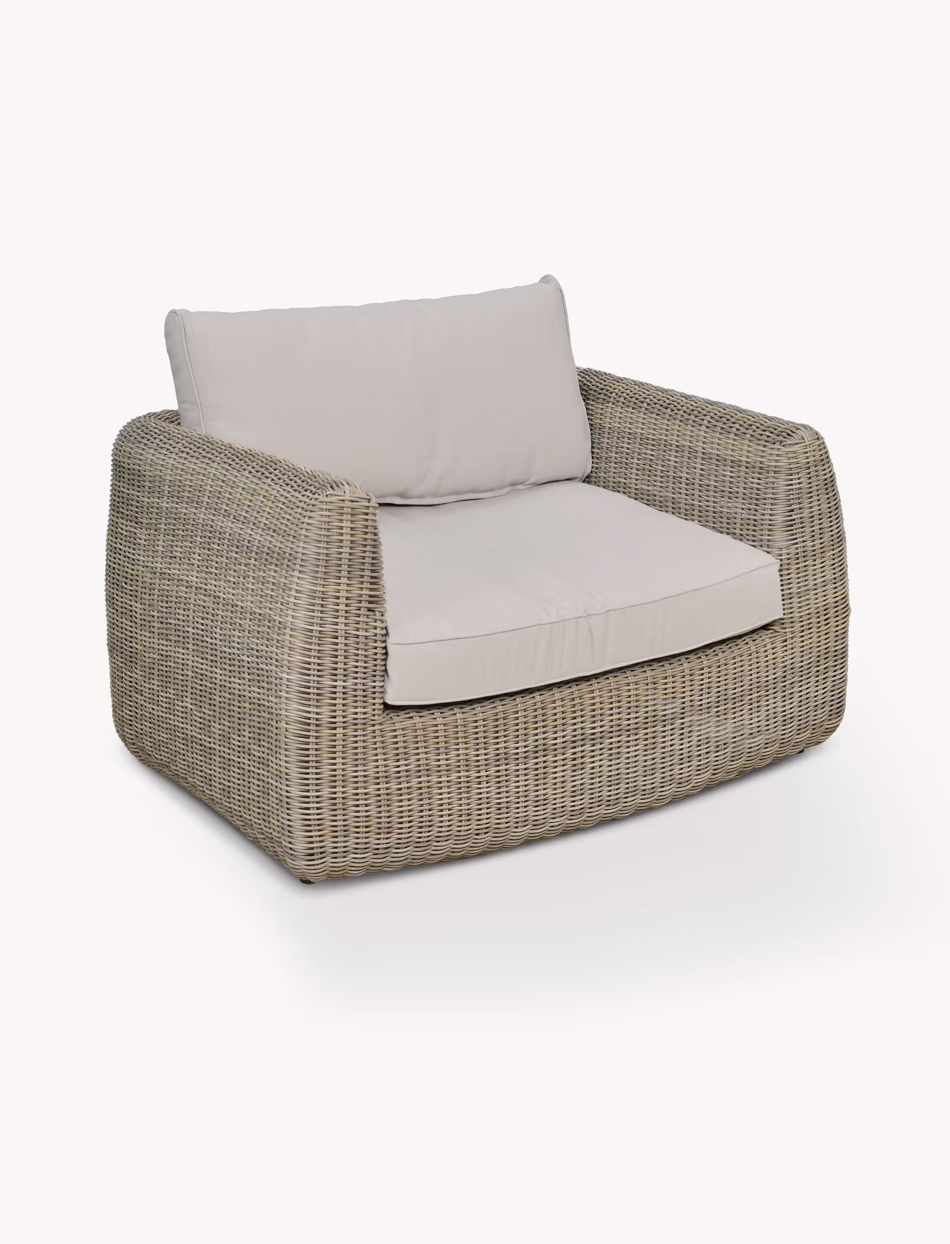 Skala Extra Large Armchair | Light Rattan