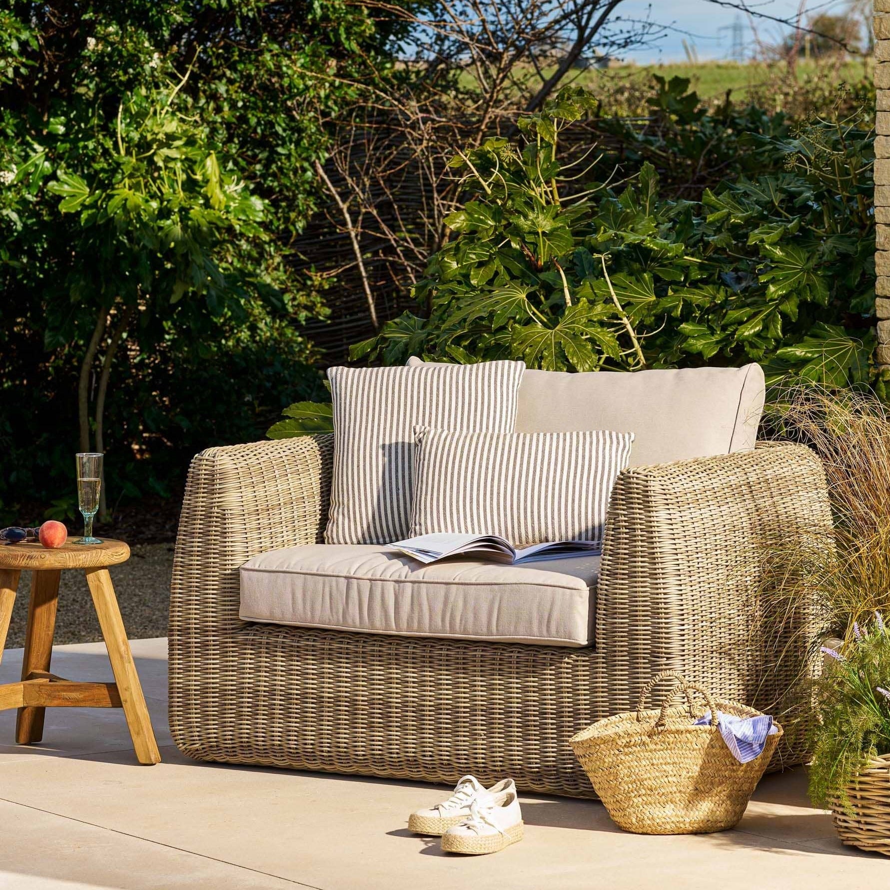 Skala Extra Large Armchair | Light Rattan