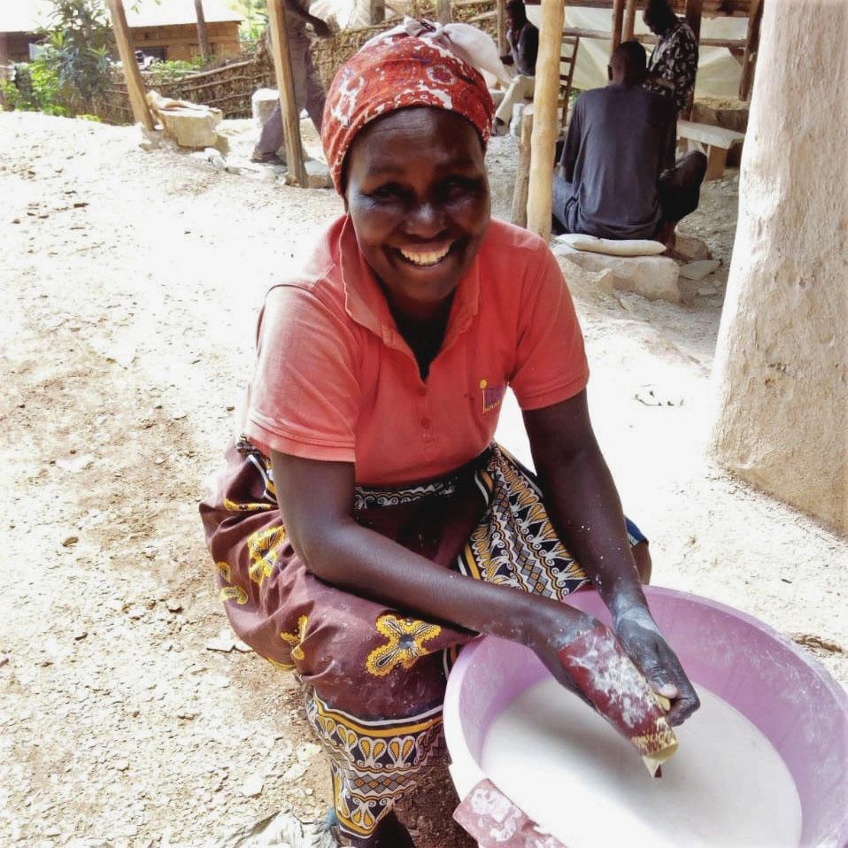 Kenyan Soapstone Oval Plate 'Marbled Pink'