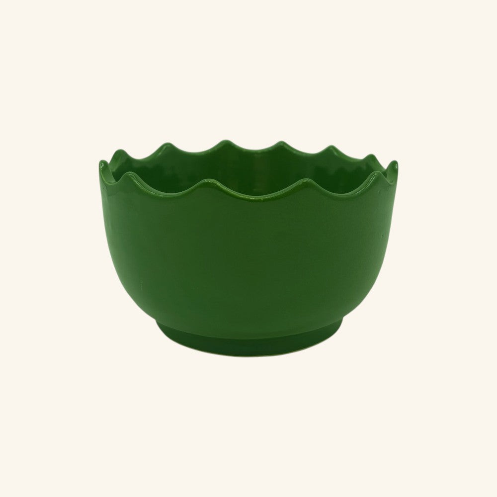 Medium Scalloped Edge Bowl