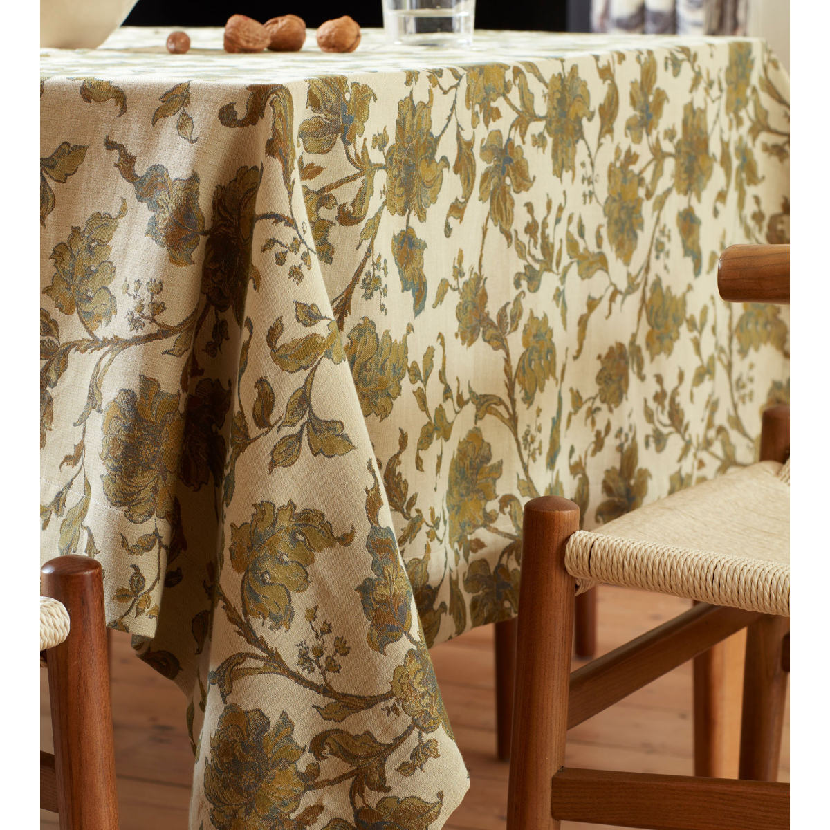 Rosie Floral Jacquard 100% Cotton Tablecloth