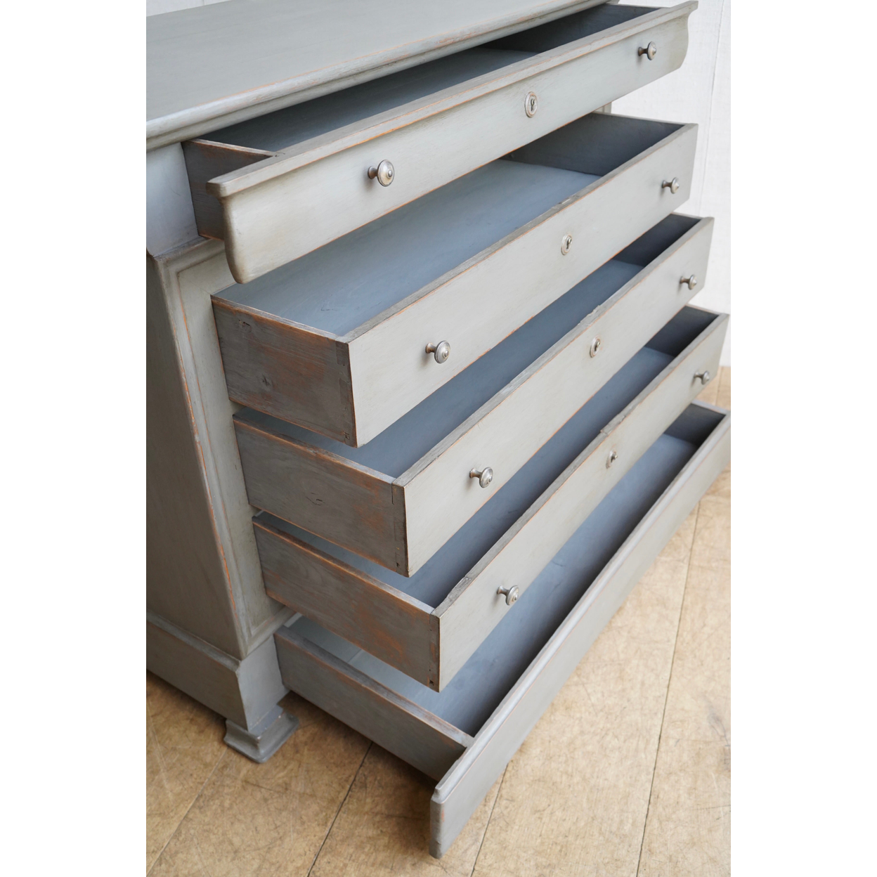 French Oak Chest of Drawers