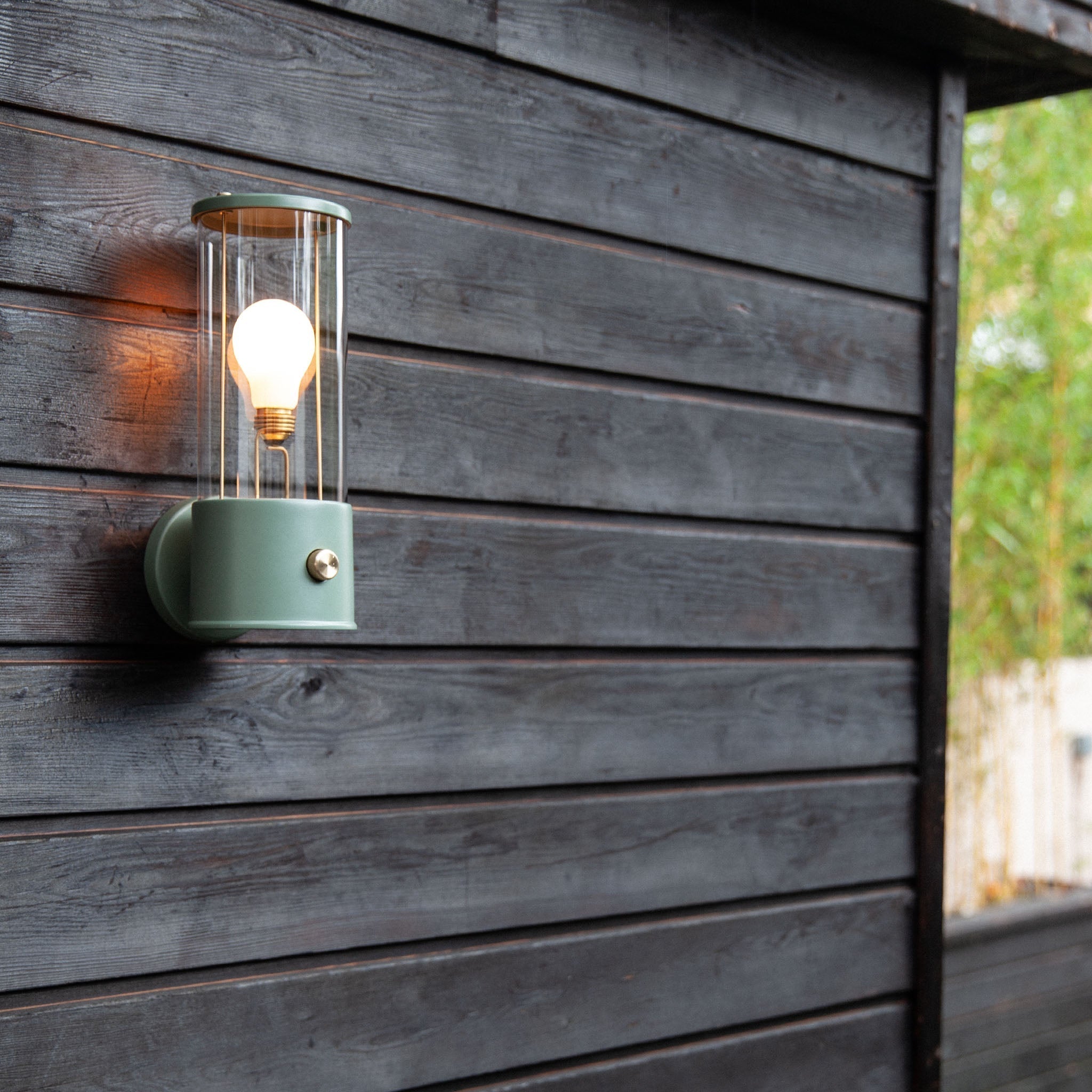 Muse Wall Light