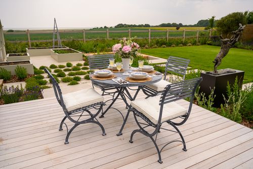Darsham 1m Round Table & 4 Chairs Type A Etched