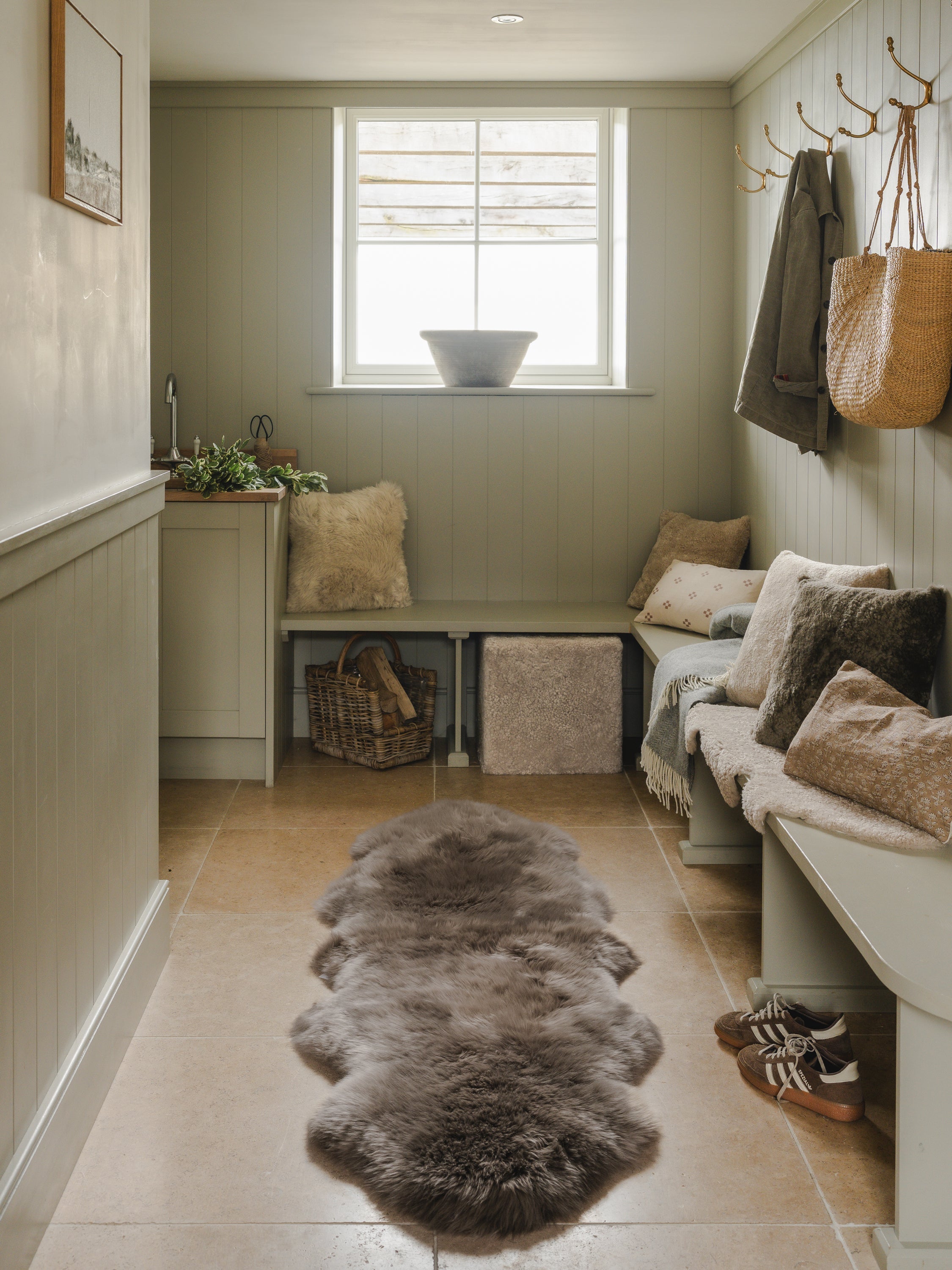 Double Sheepskin Rug - Vole