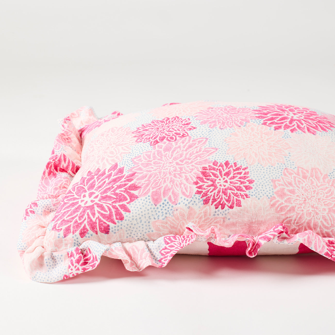 Cushion Frill Dahlia Pinks