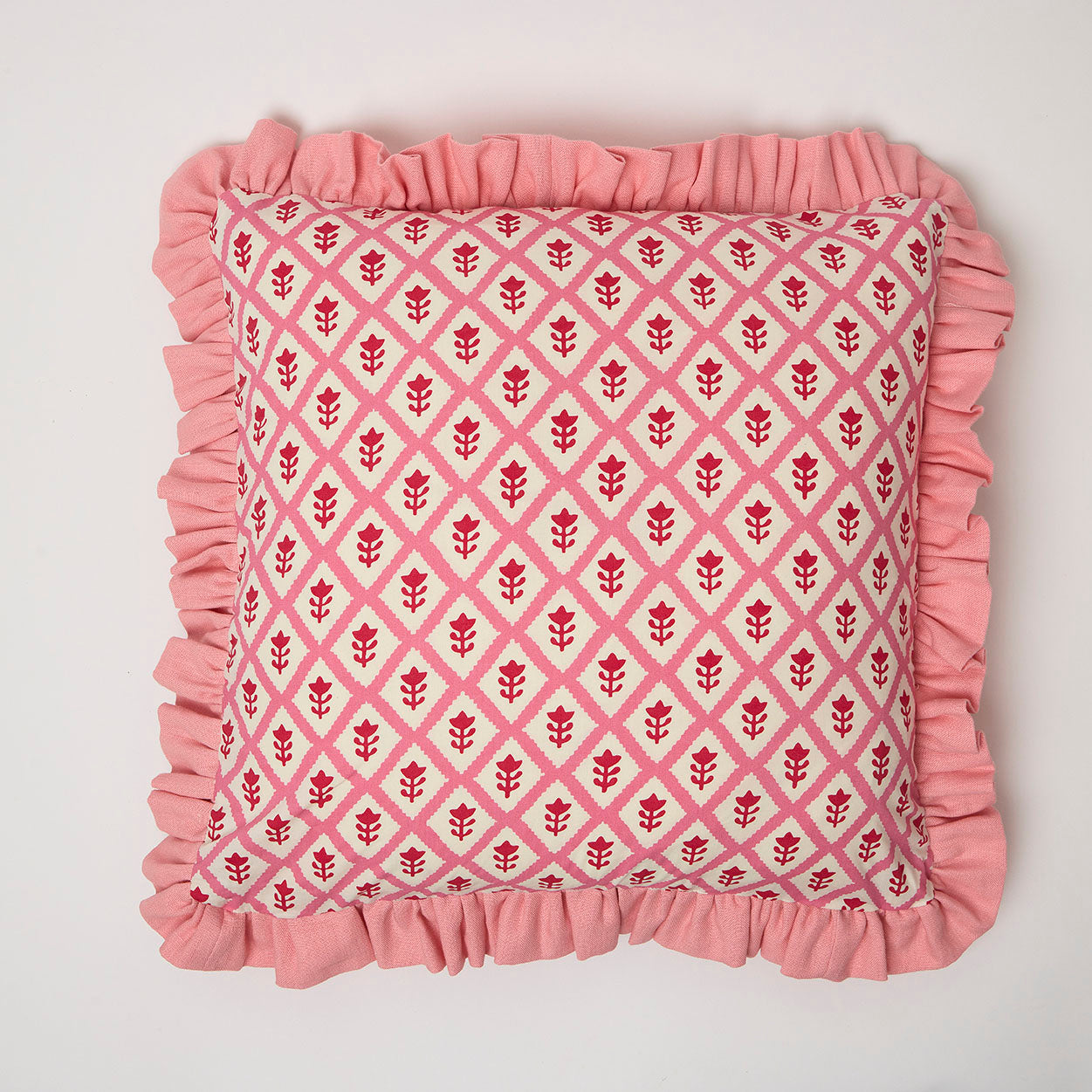 Cushion Frill Buti Tuk Tuk Pink
